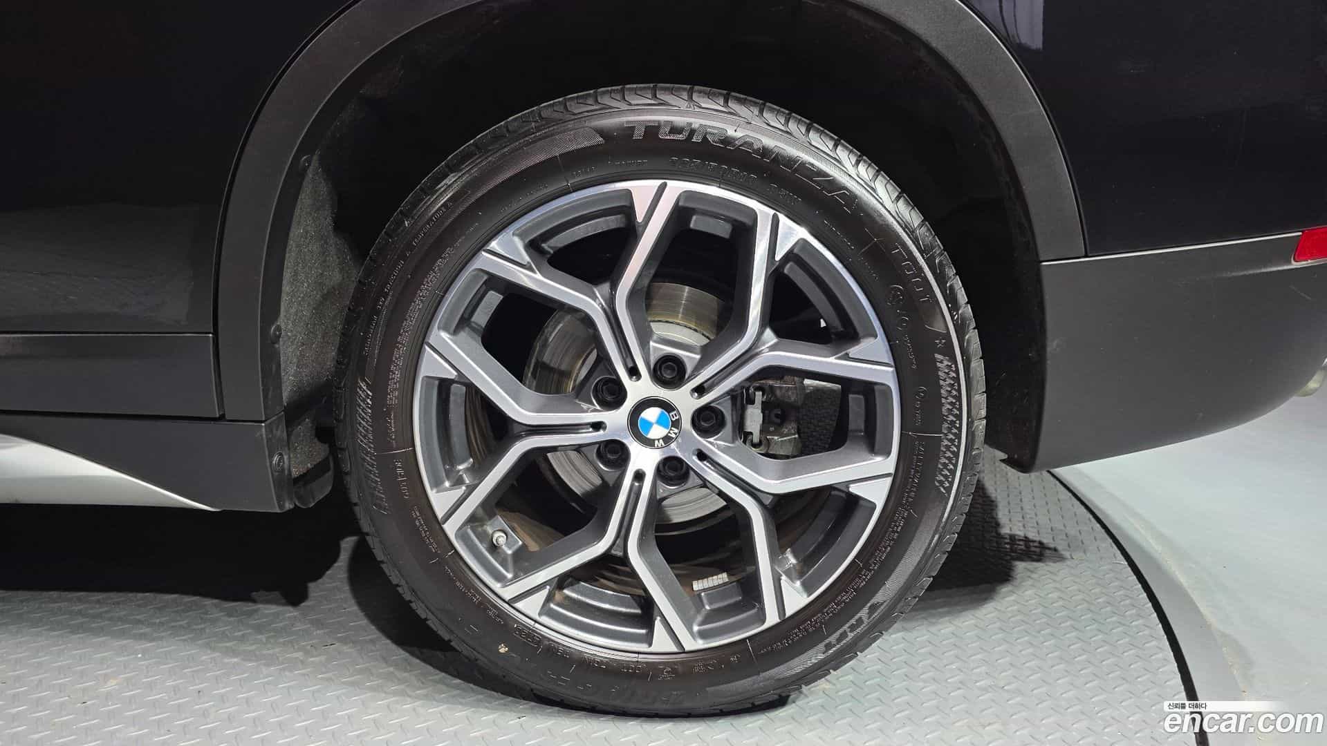 X1 BMW 2021.3-OUTER-031