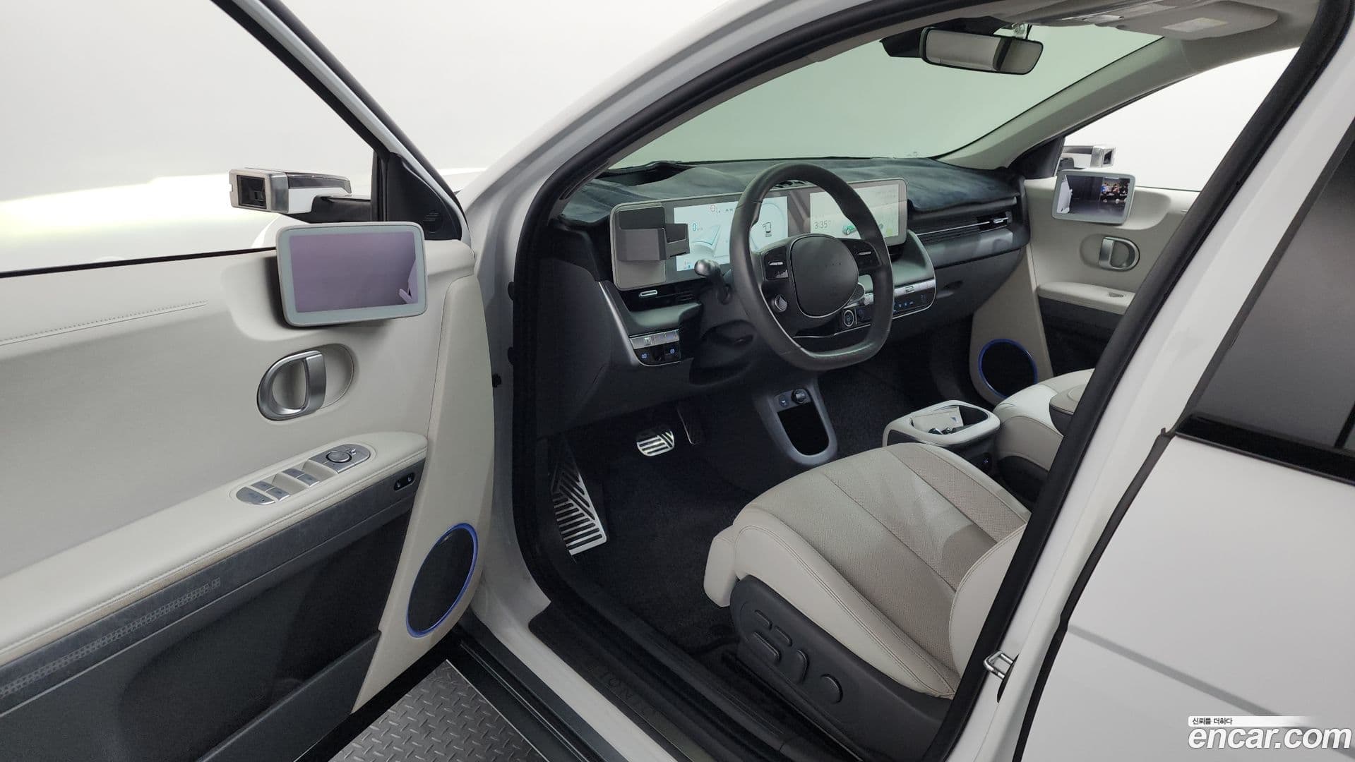 Main__Slider__Photo:Ioniq5 Hyundai 2022.3-9