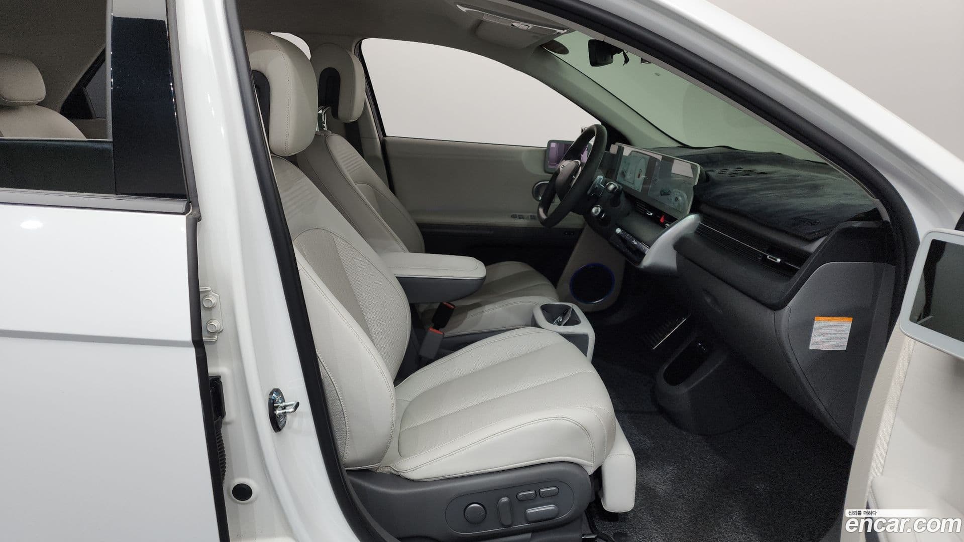 Main__Slider__Photo:Ioniq5 Hyundai 2022.3-10