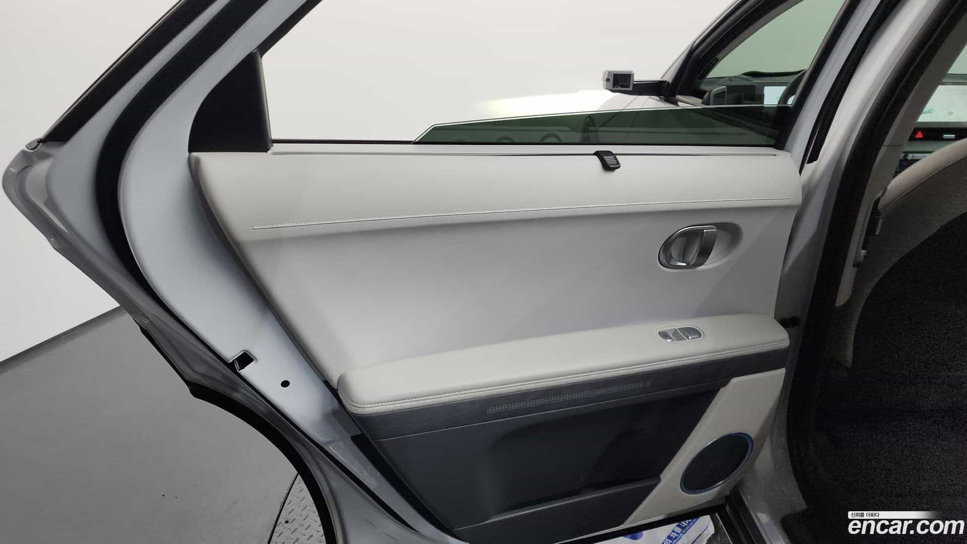 Ioniq5 Hyundai 2022.3-INNER-035