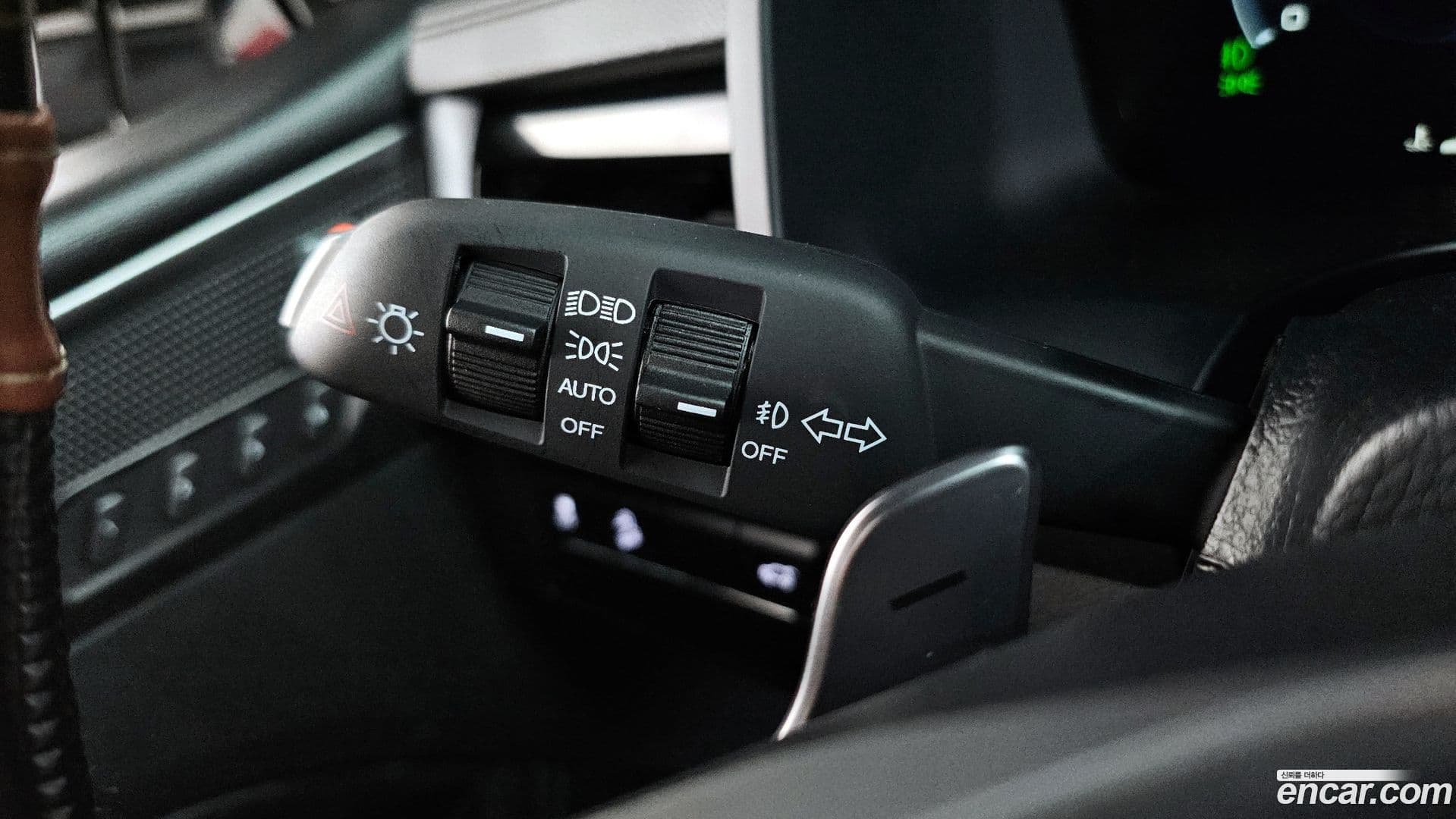 Main__Slider__Photo:Rexton KG Mobility 2023.7-29
