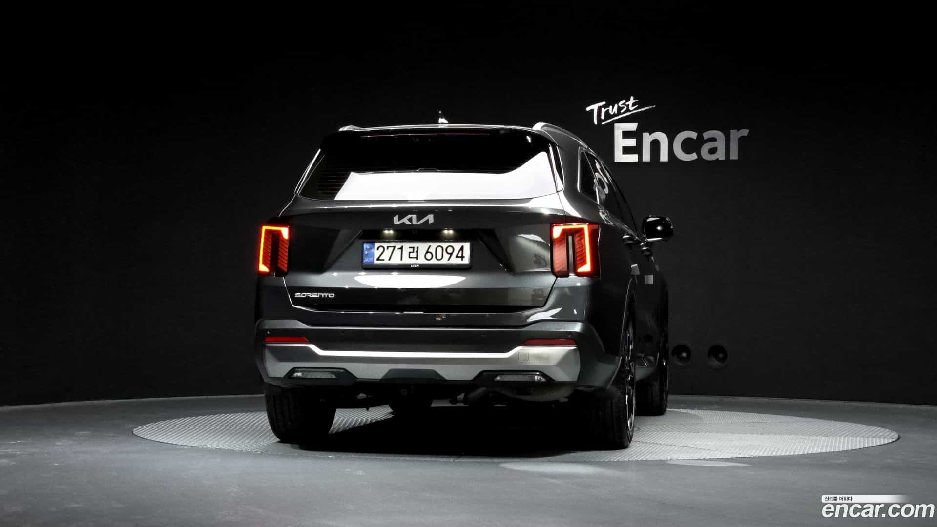 Sorento Kia 2023.11-OUTER-004