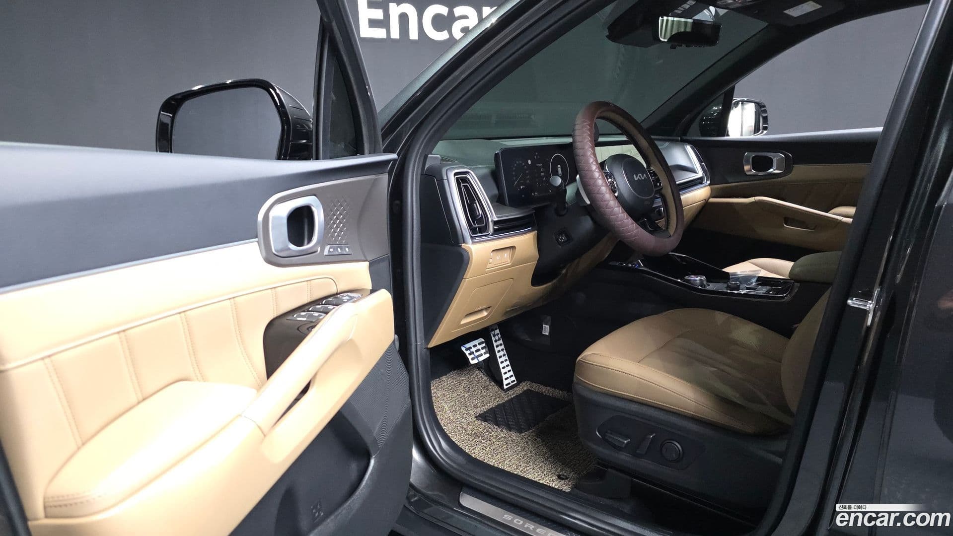 Main__Slider__Photo:Sorento Kia 2023.11-9