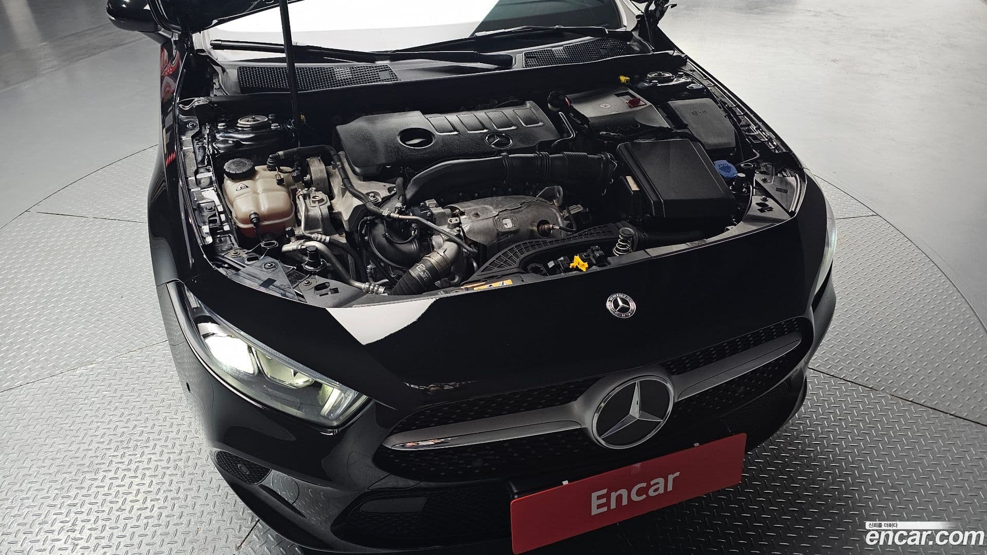 Main__Slider__Photo:A-Class Mercedes-Benz 2021.3-5