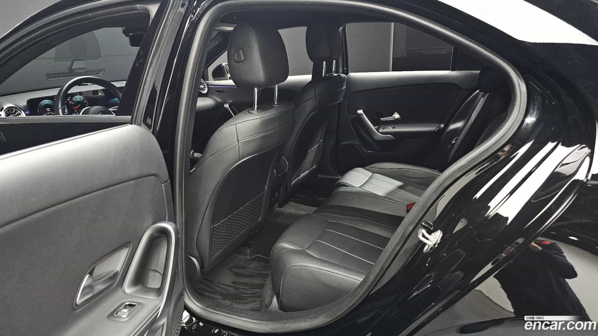 A-Class Mercedes-Benz 2021.3-OPTION-016