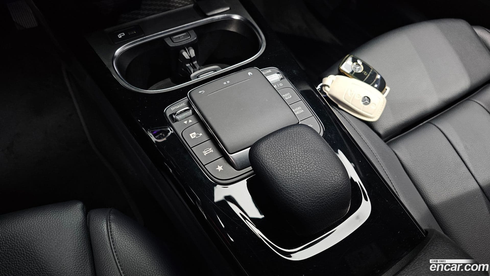 Main__Slider__Photo:A-Class Mercedes-Benz 2021.3-18