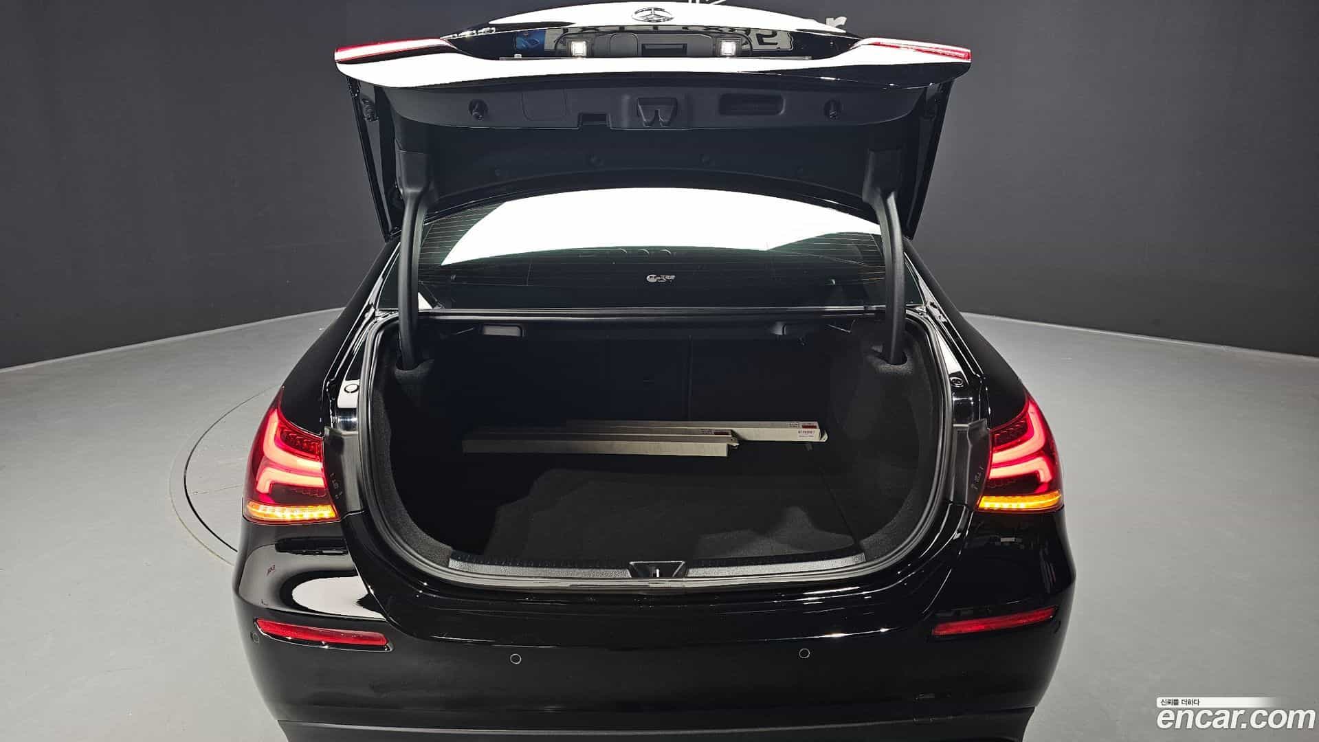 A-Class Mercedes-Benz 2021.3-OPTION-024
