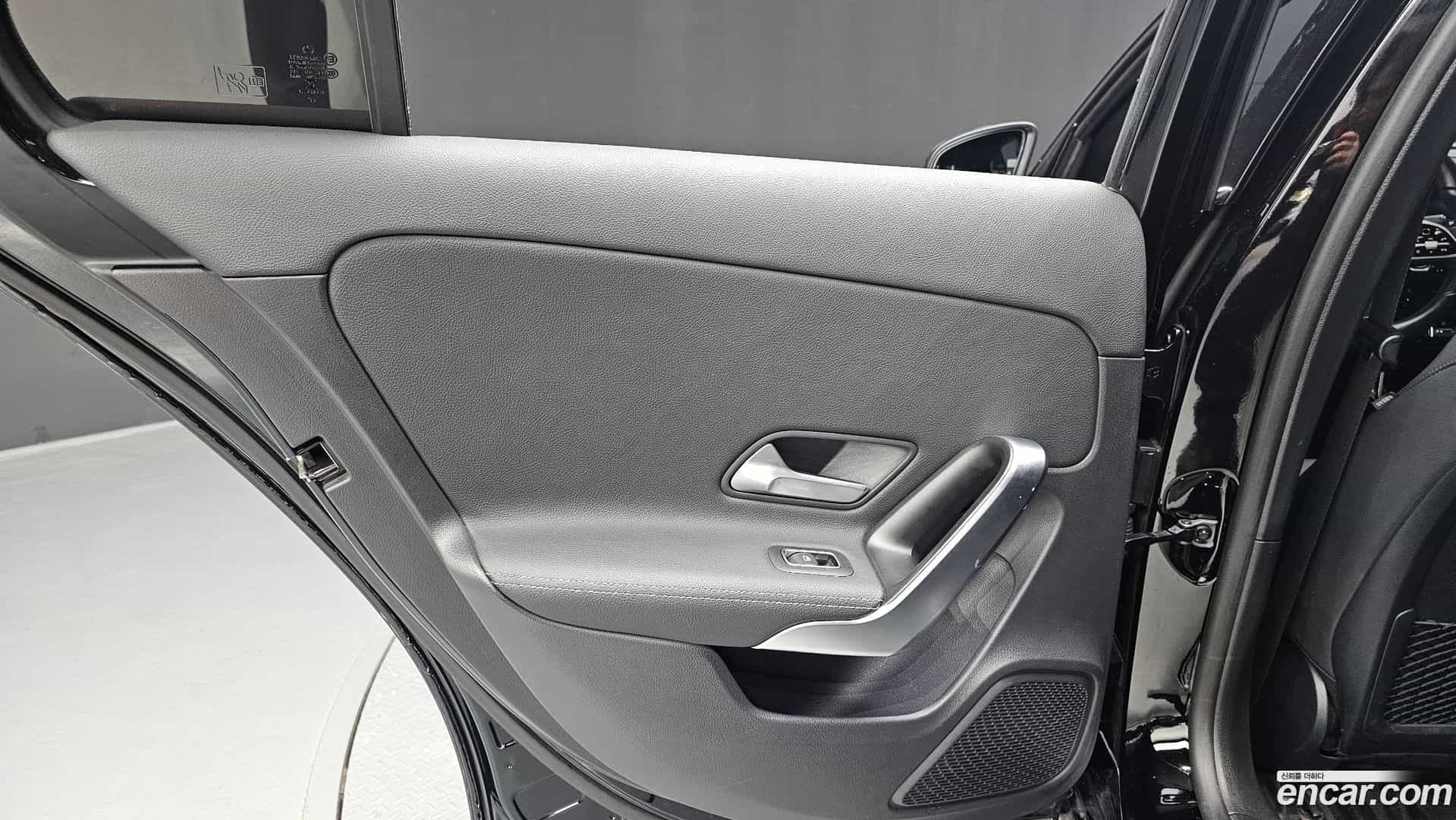 A-Class Mercedes-Benz 2021.3-INNER-035