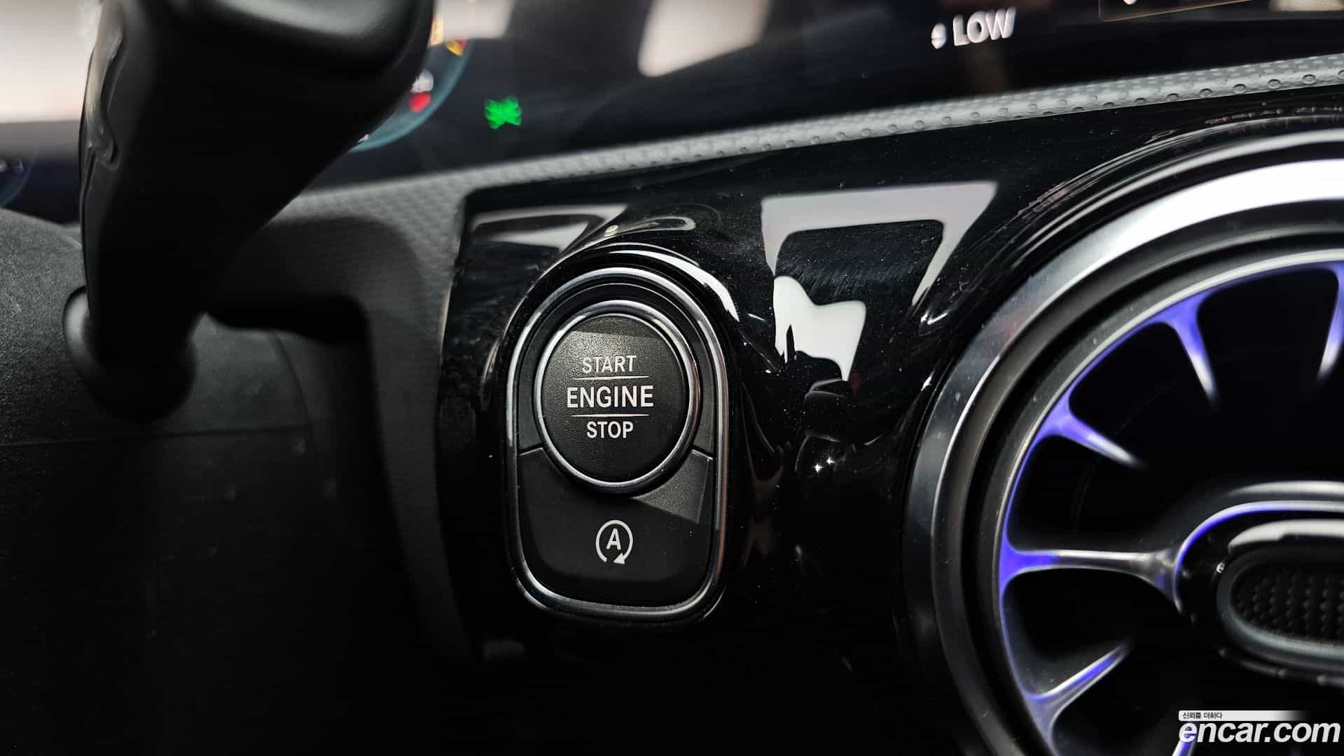 A-Class Mercedes-Benz 2021.3-OPTION-041