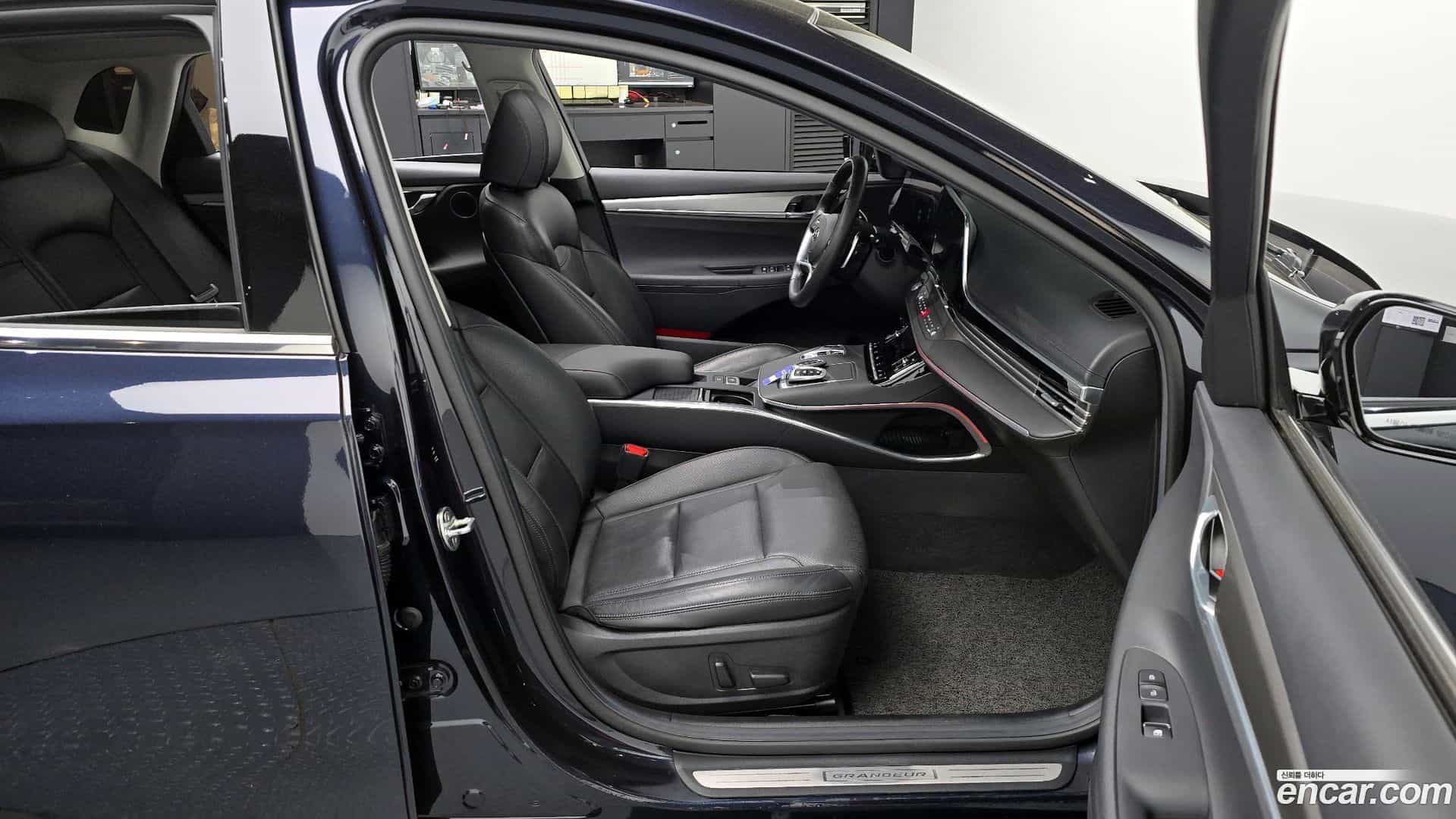 Grandeur Hyundai 2021.3-OPTION-015