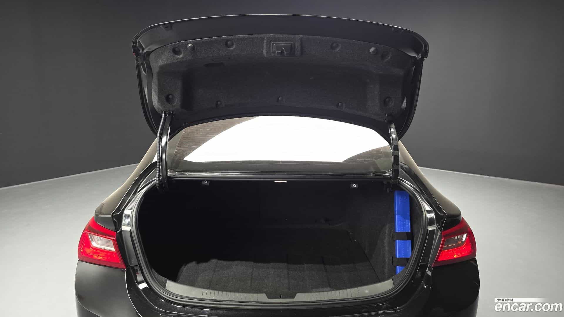 Malibu Chevrolet 2020.4-OPTION-024
