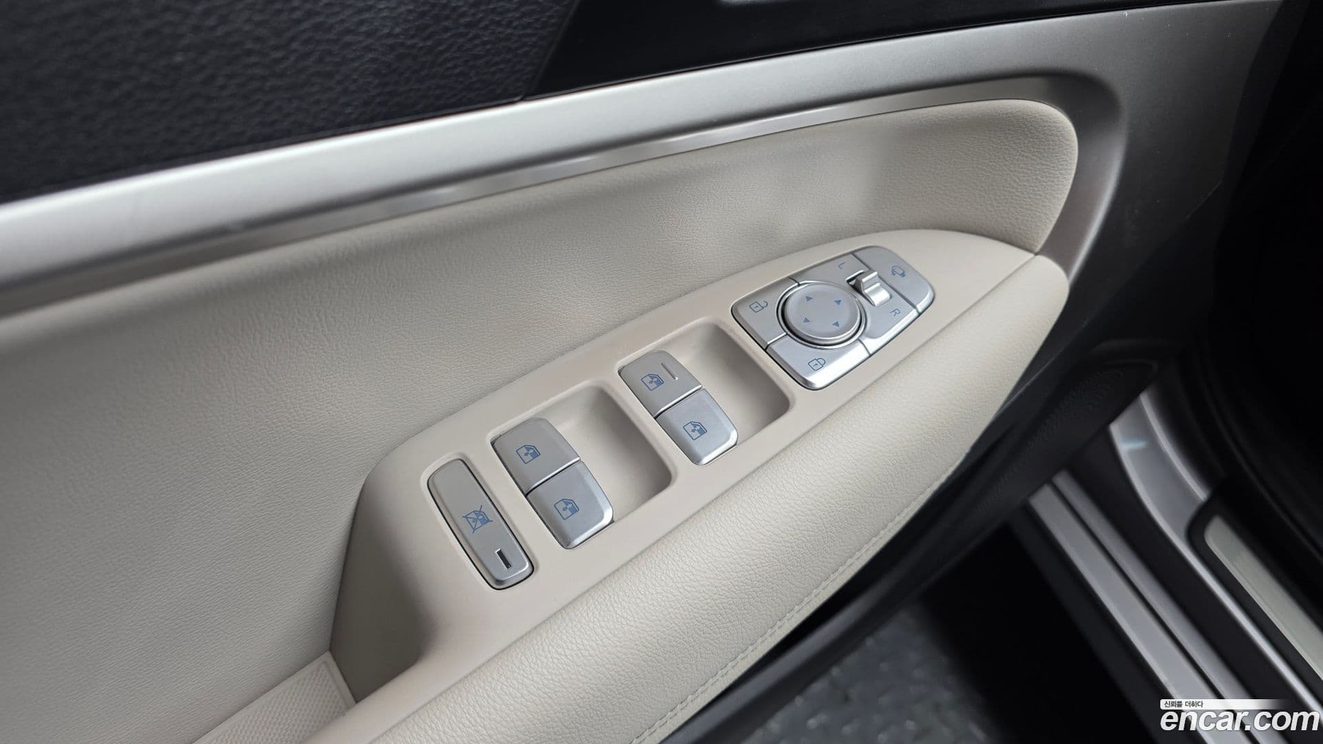 Main__Slider__Photo:G70 Genesis 2021.1-13