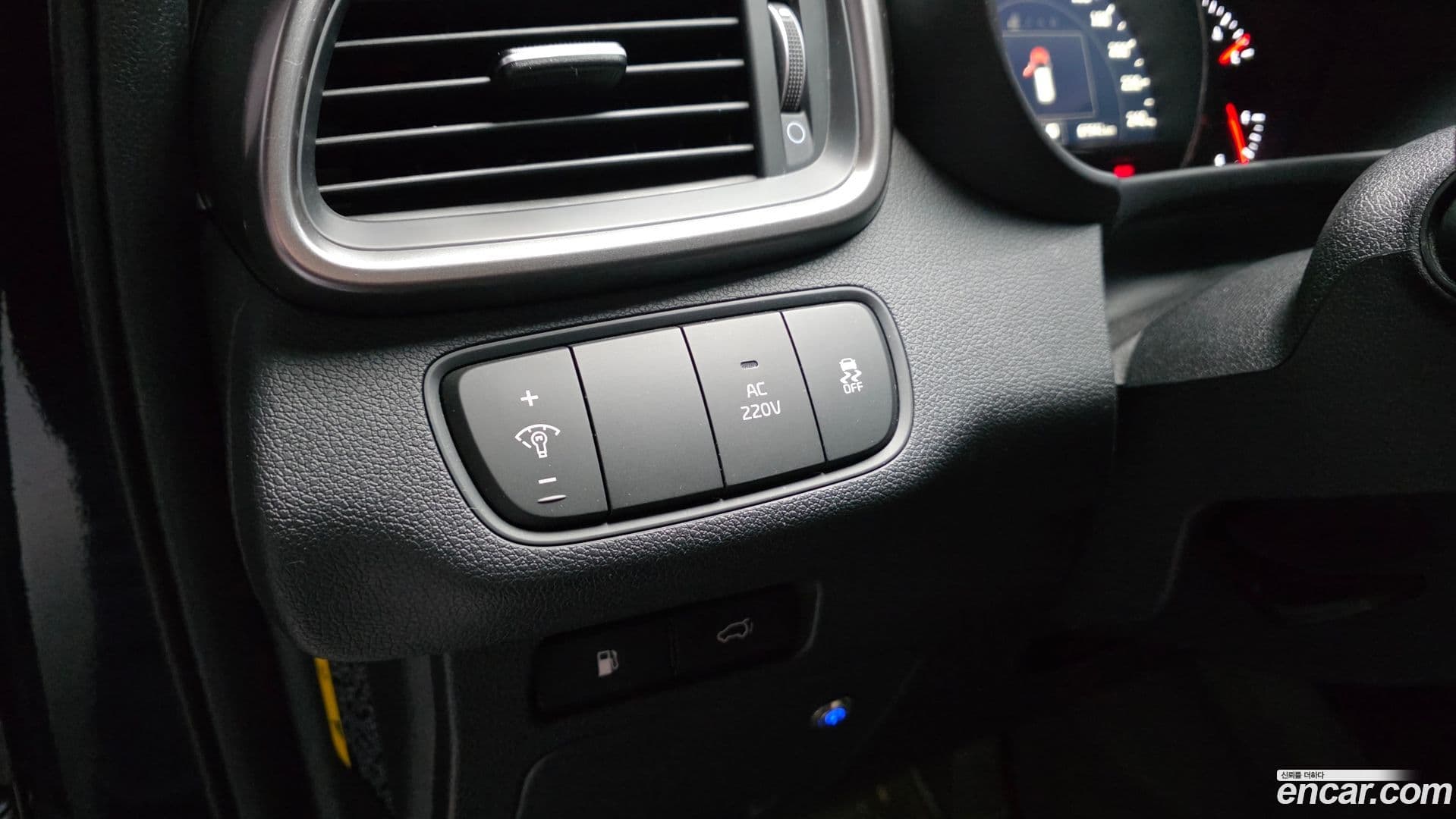 Main__Slider__Photo:Sorento Kia 2016.2-27