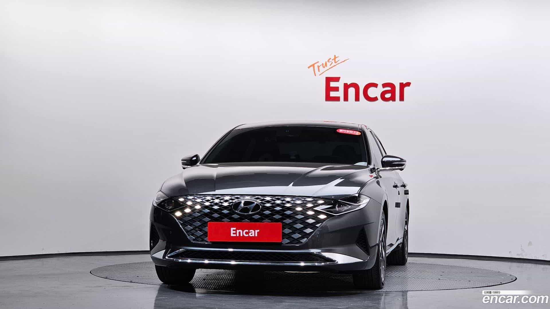 Grandeur Hyundai 2022.2-OUTER-003