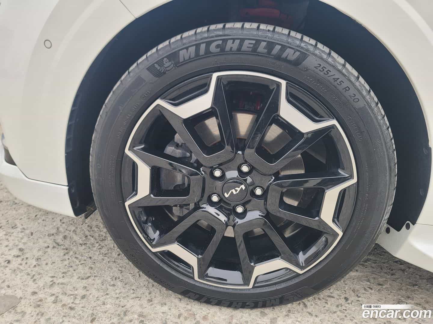 Canival Kia 2023.8-OPTION-049