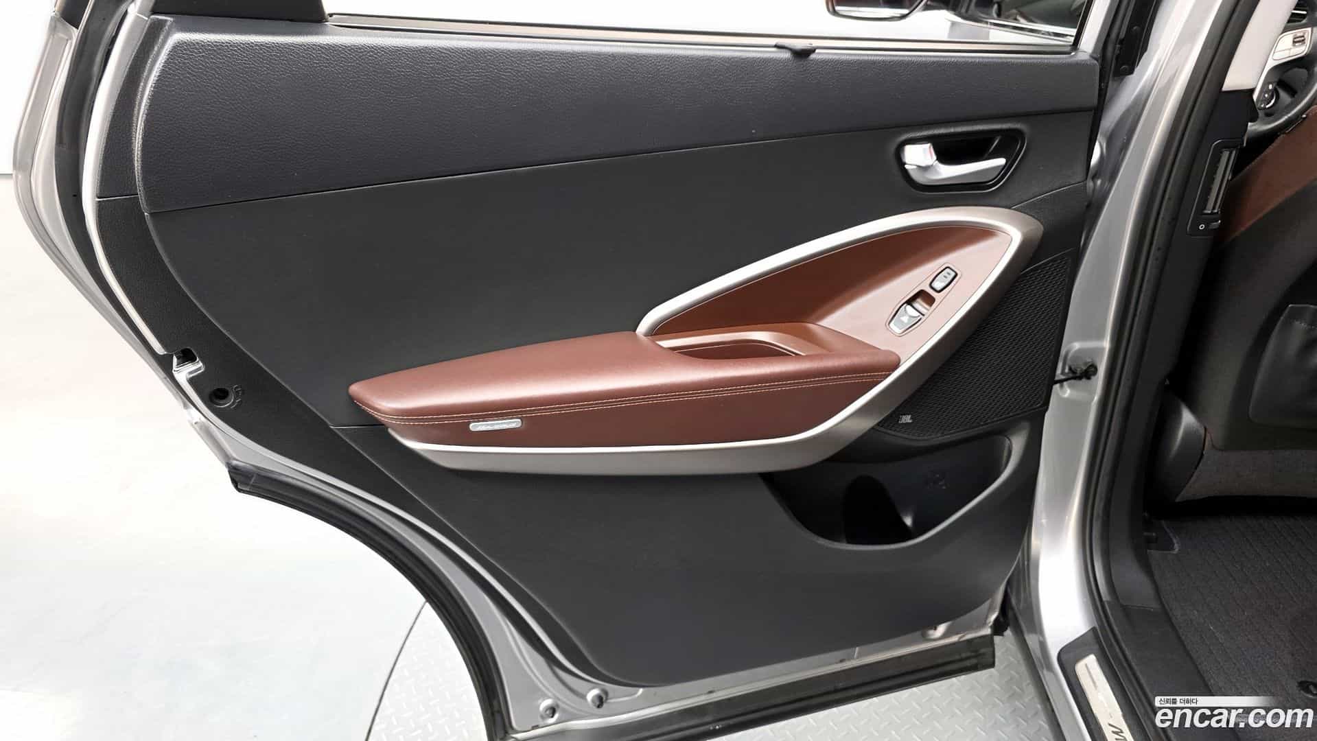 Maxcruz Hyundai 2016.3-INNER-035