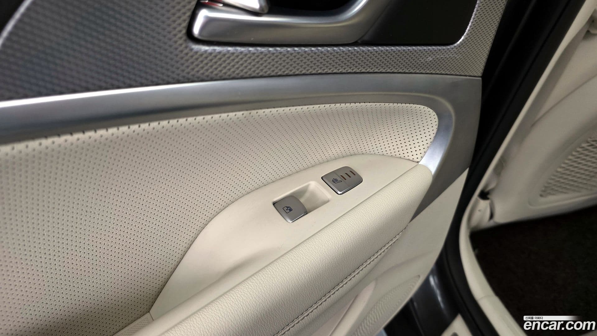 Main__Slider__Photo:G70 Genesis 2021.3-18