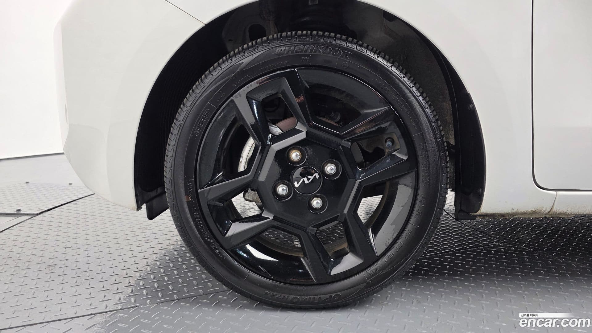 Main__Slider__Photo:RAY Kia 2023.3-4