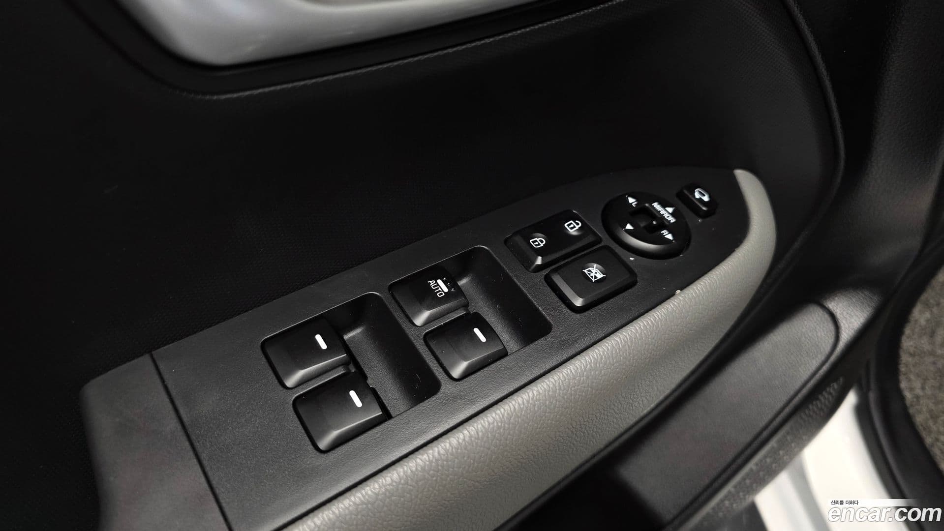 Main__Slider__Photo:RAY Kia 2023.3-26