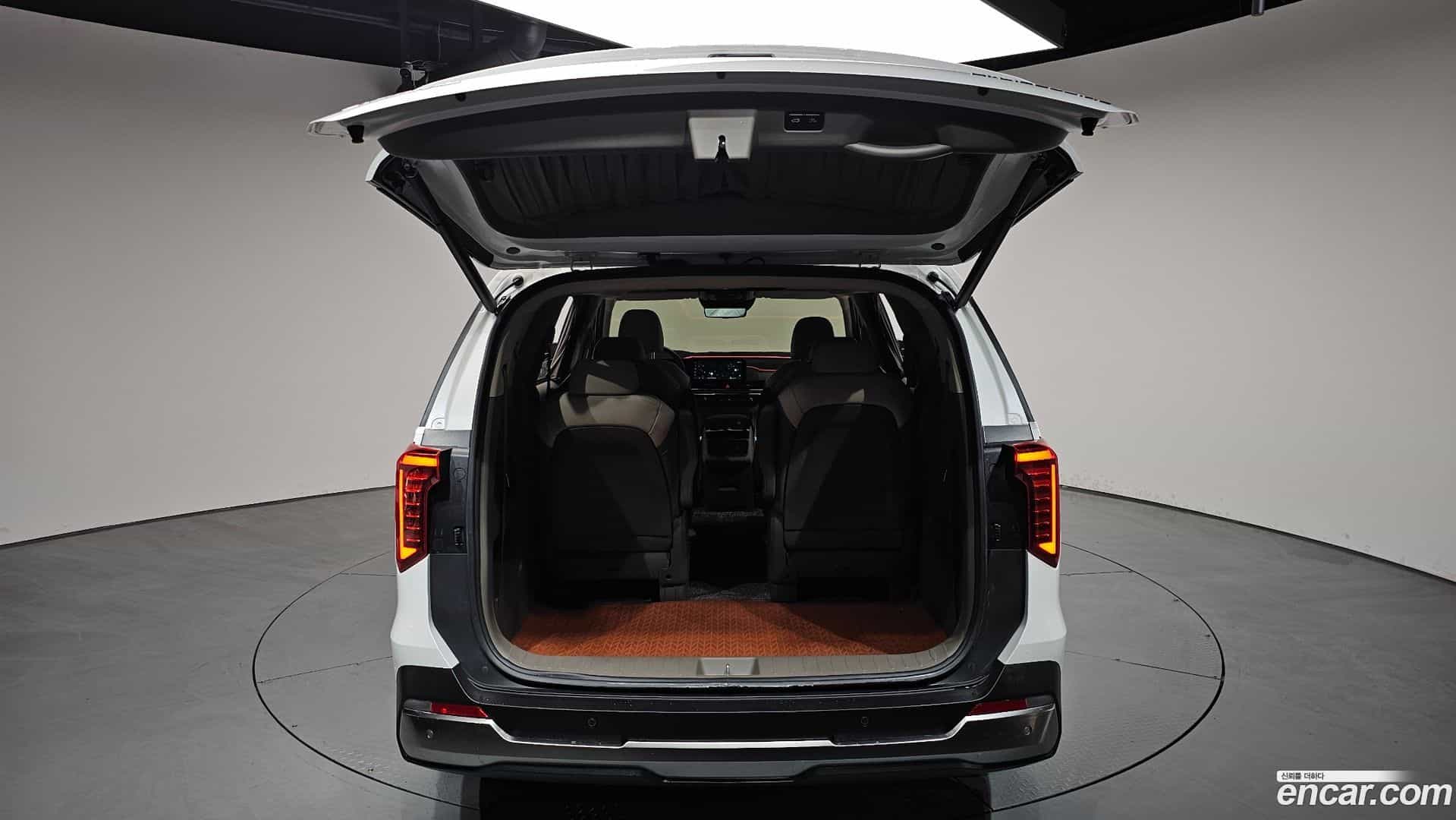 Canival Kia 2024.3-OPTION-024