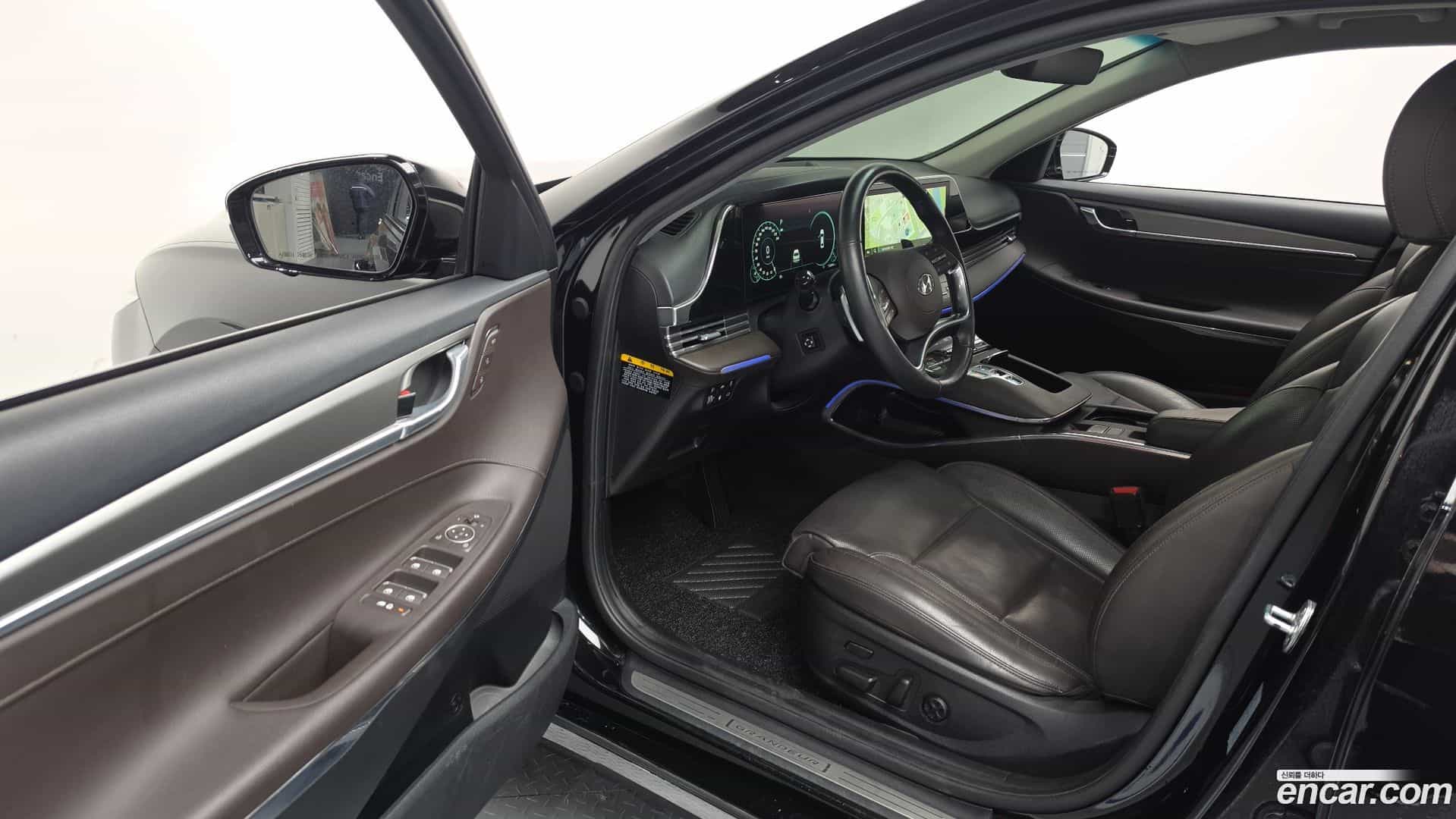 Grandeur Hyundai 2020.2-INNER-010