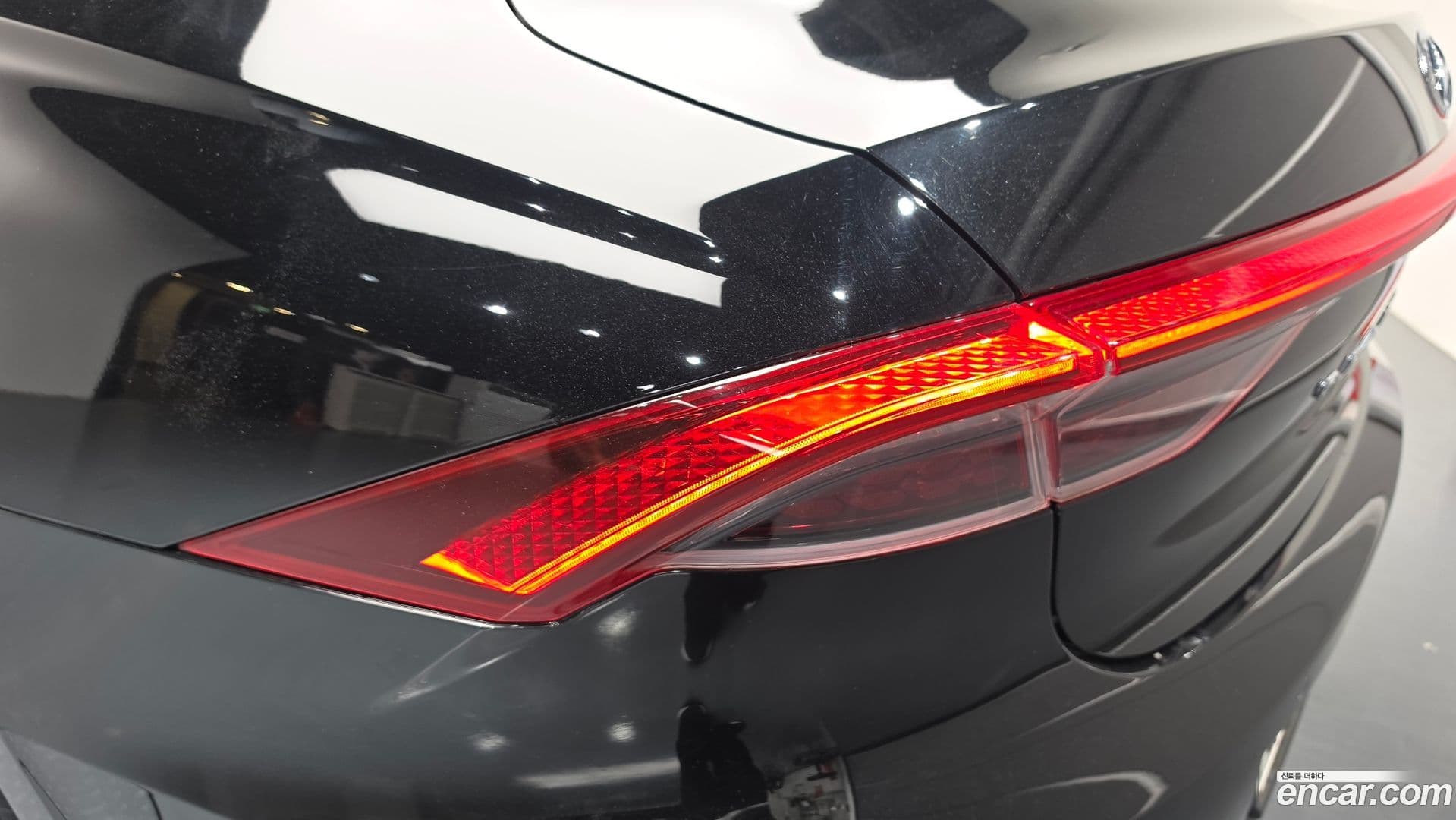 Main__Slider__Photo:Grandeur Hyundai 2020.2-22