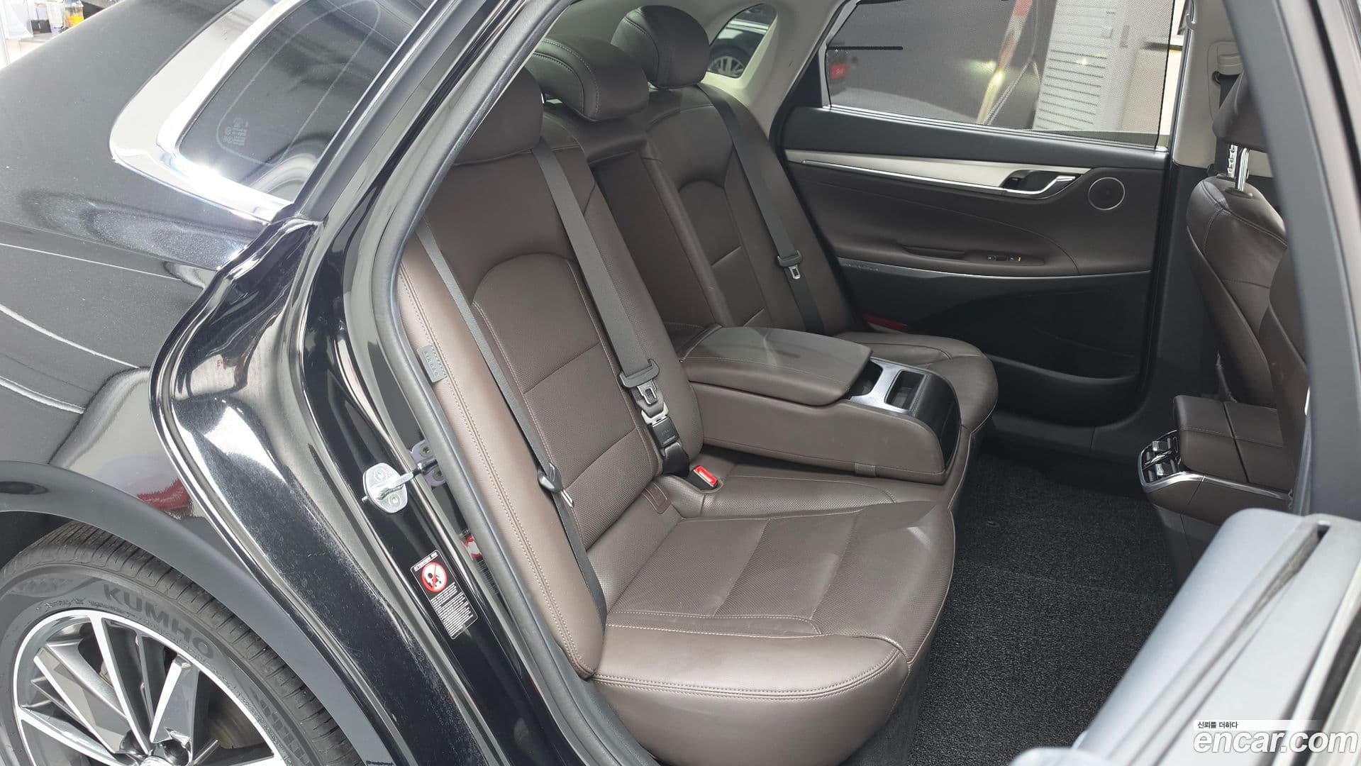 Main__Slider__Photo:Grandeur Hyundai 2020.2-25