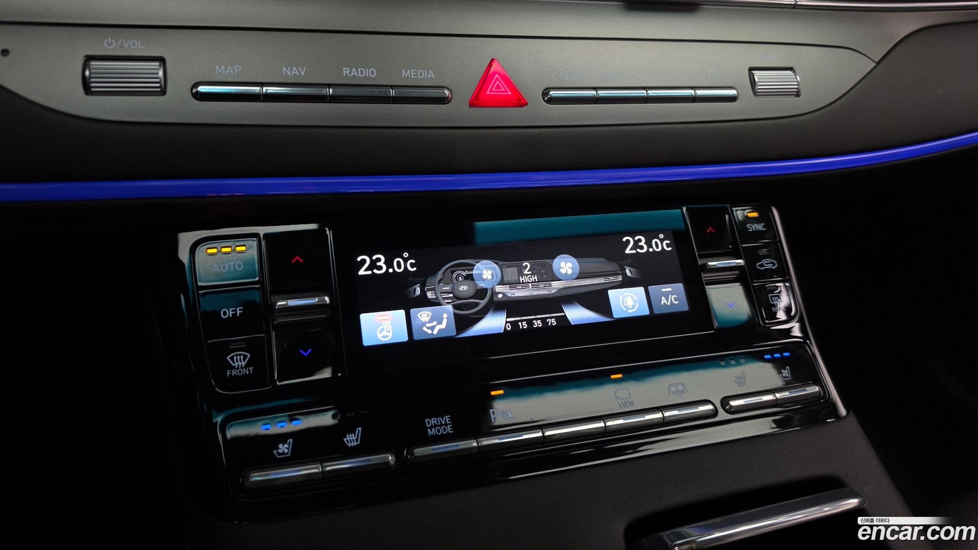 Main__Slider__Photo:Grandeur Hyundai 2020.2-30