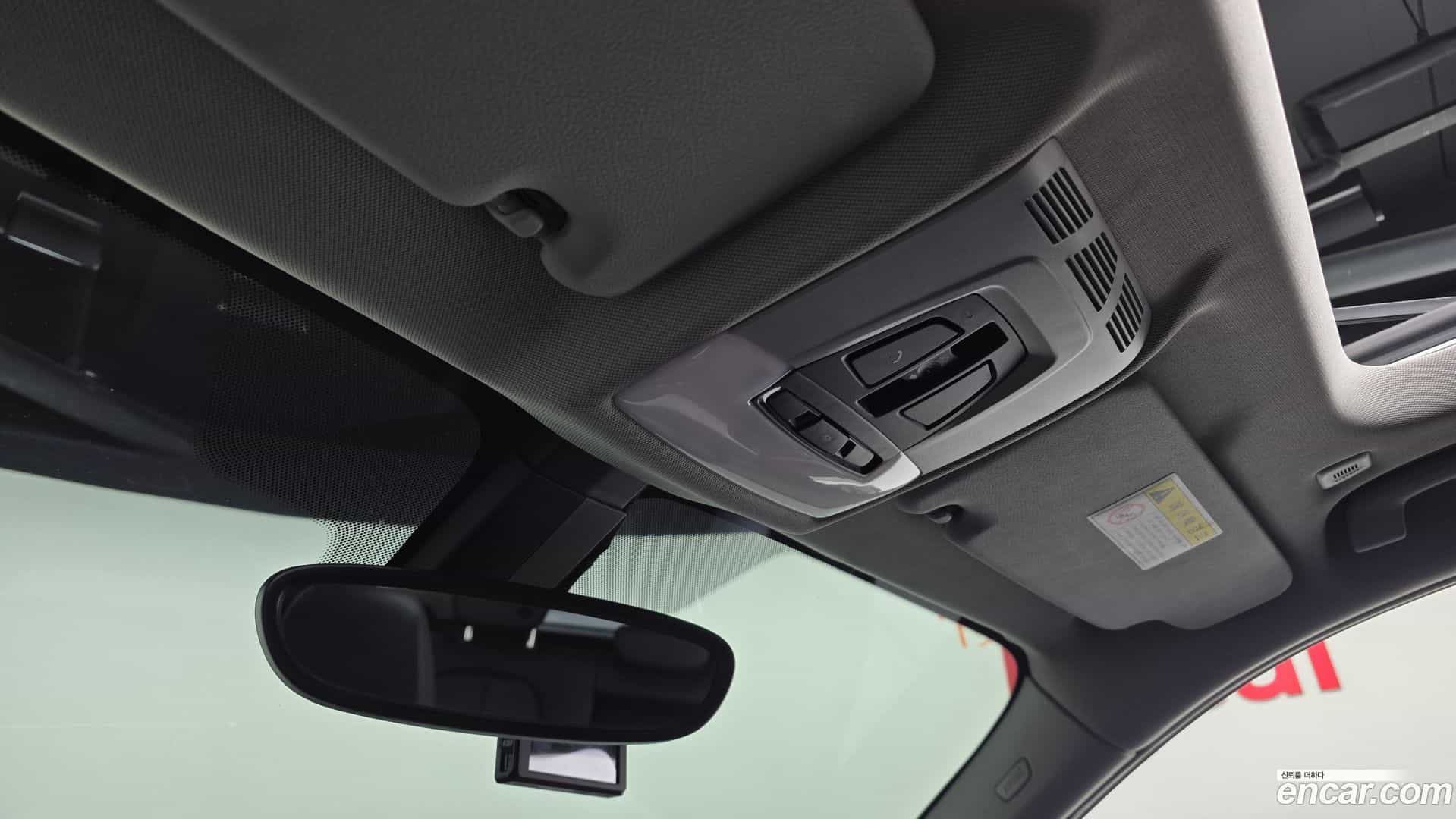 X1 BMW 2018.11-OPTION-021