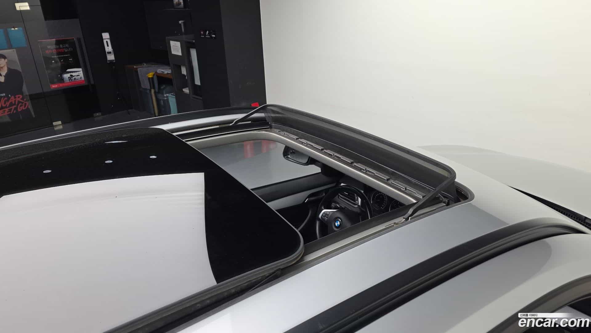 X1 BMW 2018.11-OPTION-023
