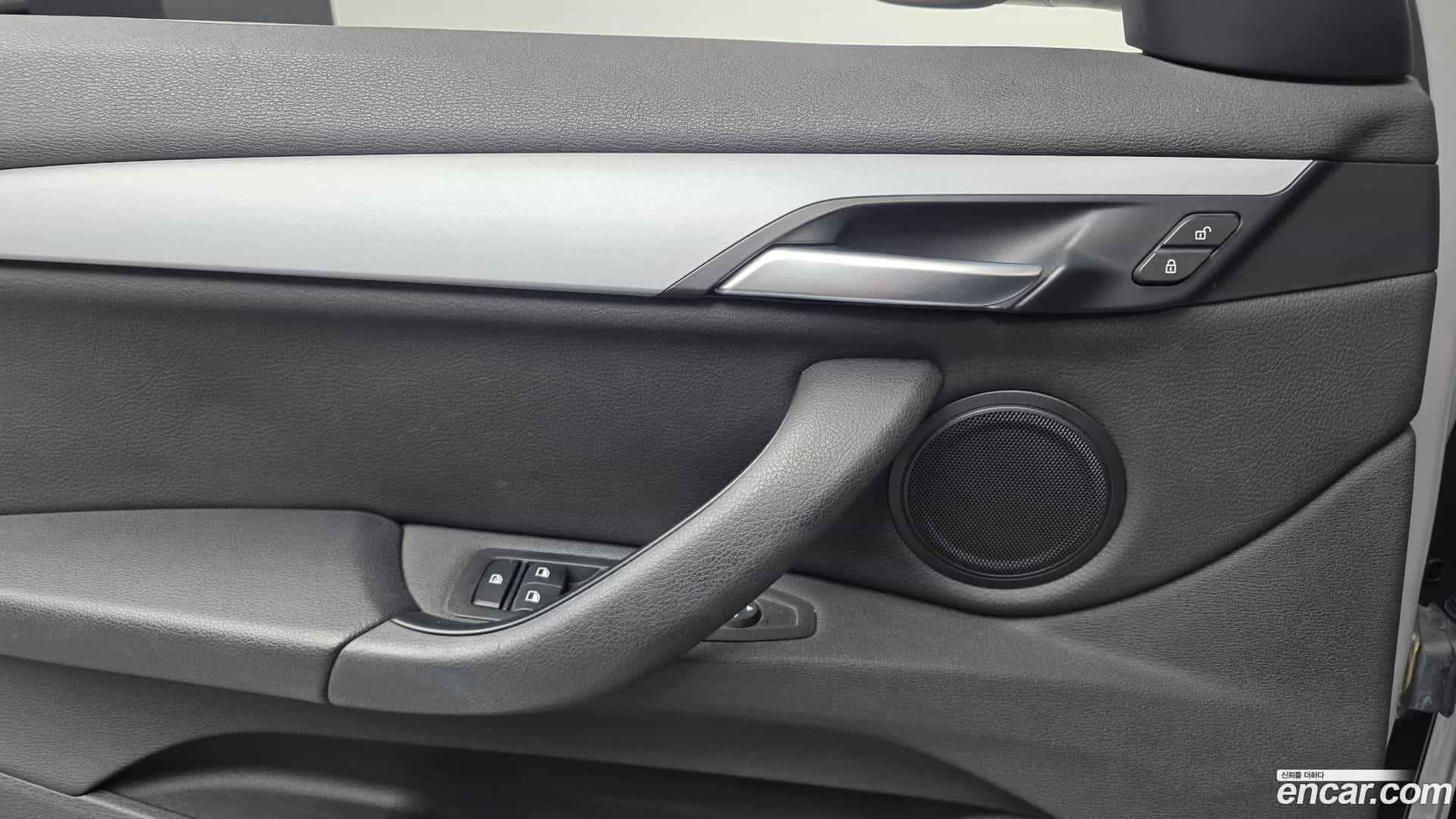 X1 BMW 2018.11-OPTION-042