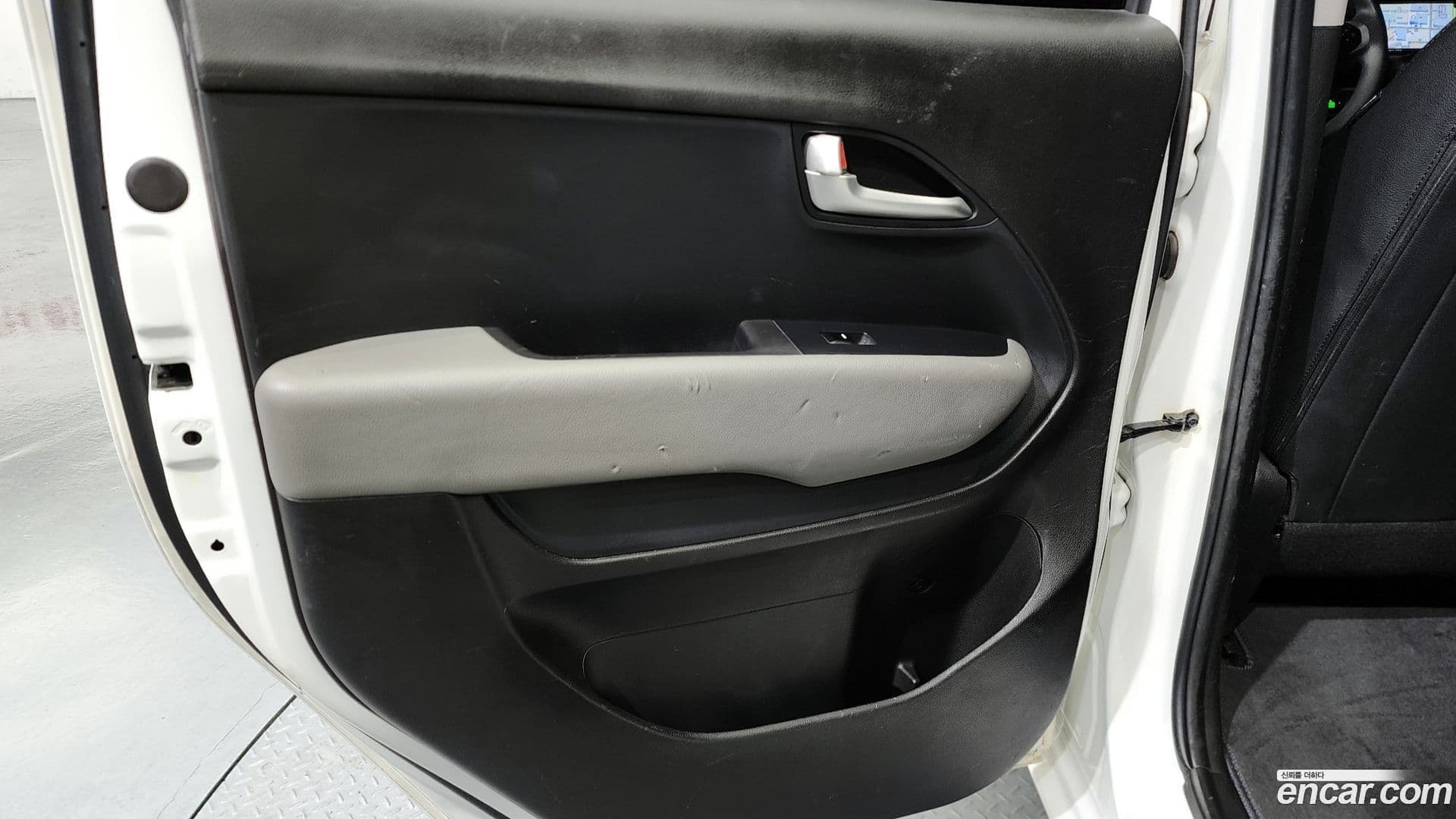 Main__Slider__Photo:RAY Kia 2021.1-24