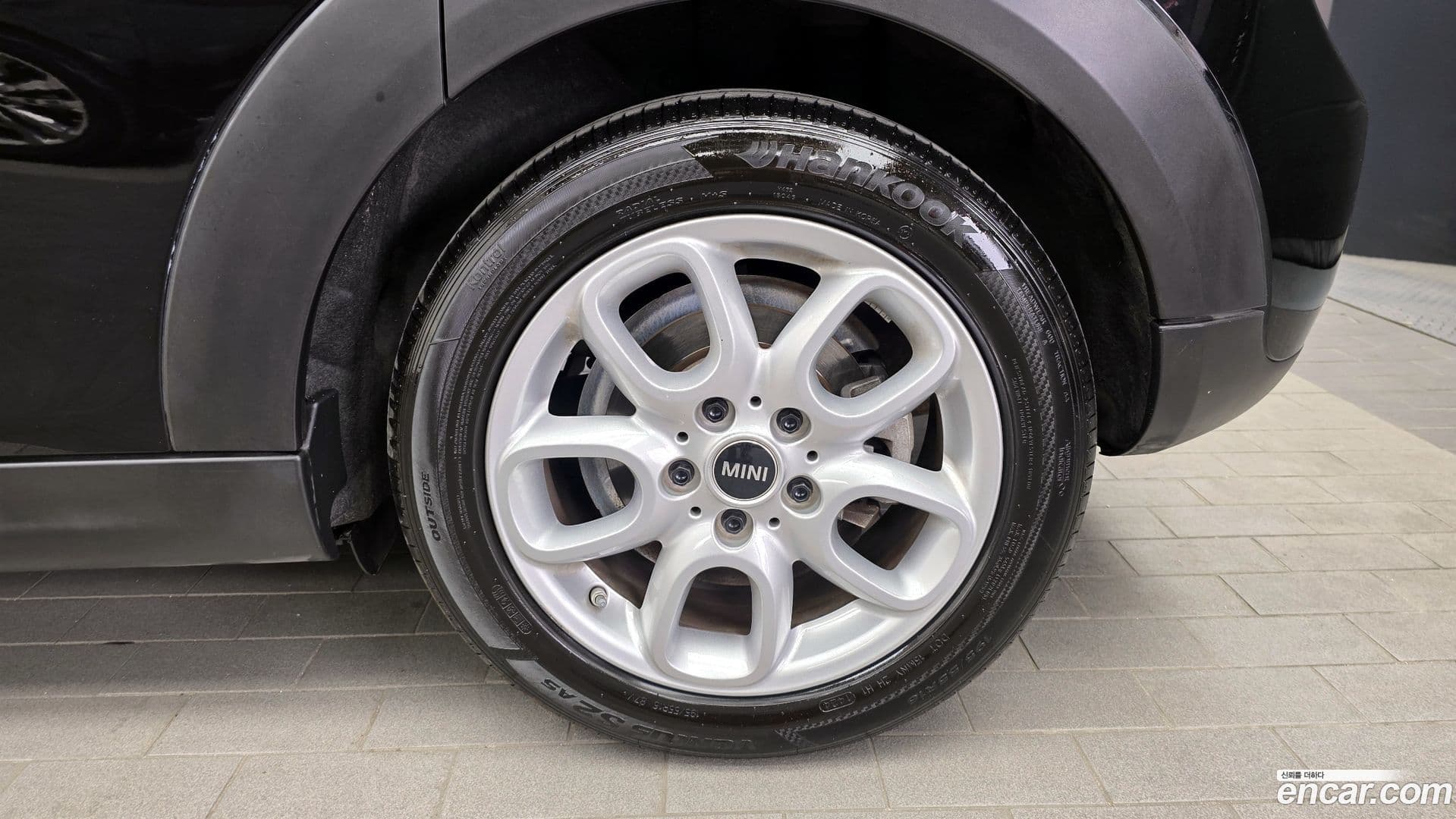 Main__Slider__Photo:Cooper Mini 2020.11-20
