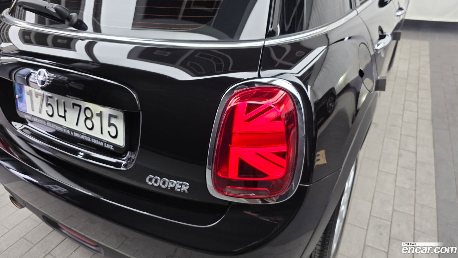 Main__Slider__Photo:Cooper Mini 2020.11-22