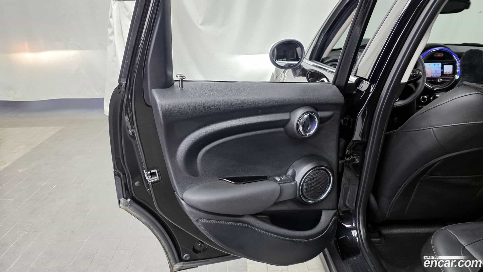 Cooper Mini 2020.11-INNER-035