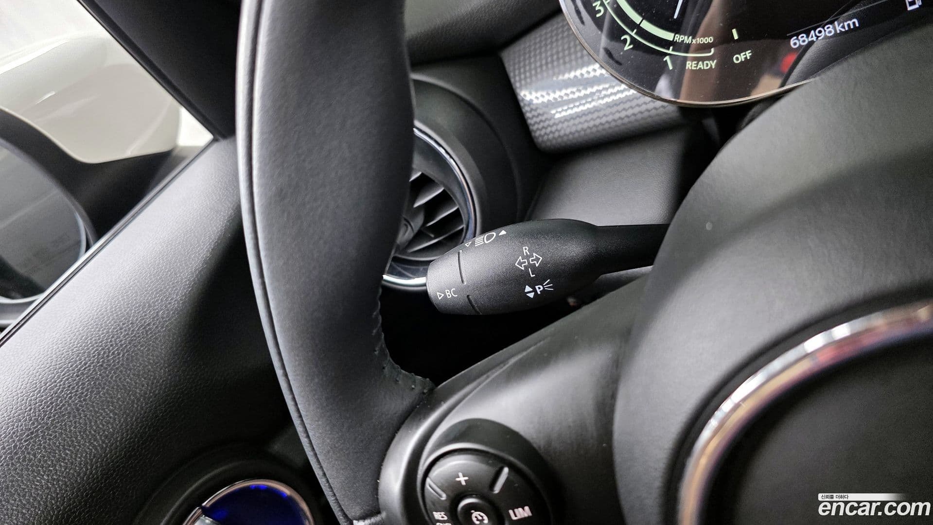 Main__Slider__Photo:Cooper Mini 2020.11-29