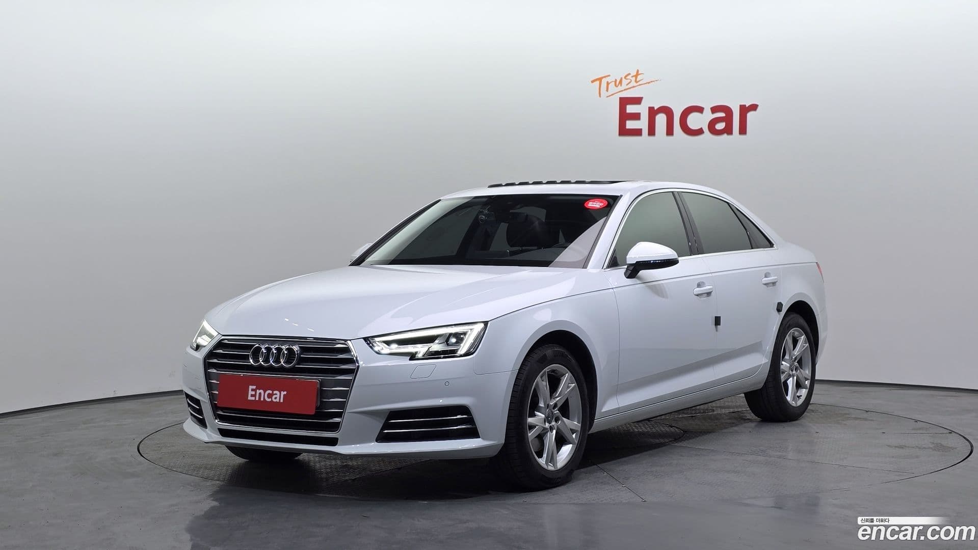 Main__Slider__Photo:A4 Audi 2018.7-0