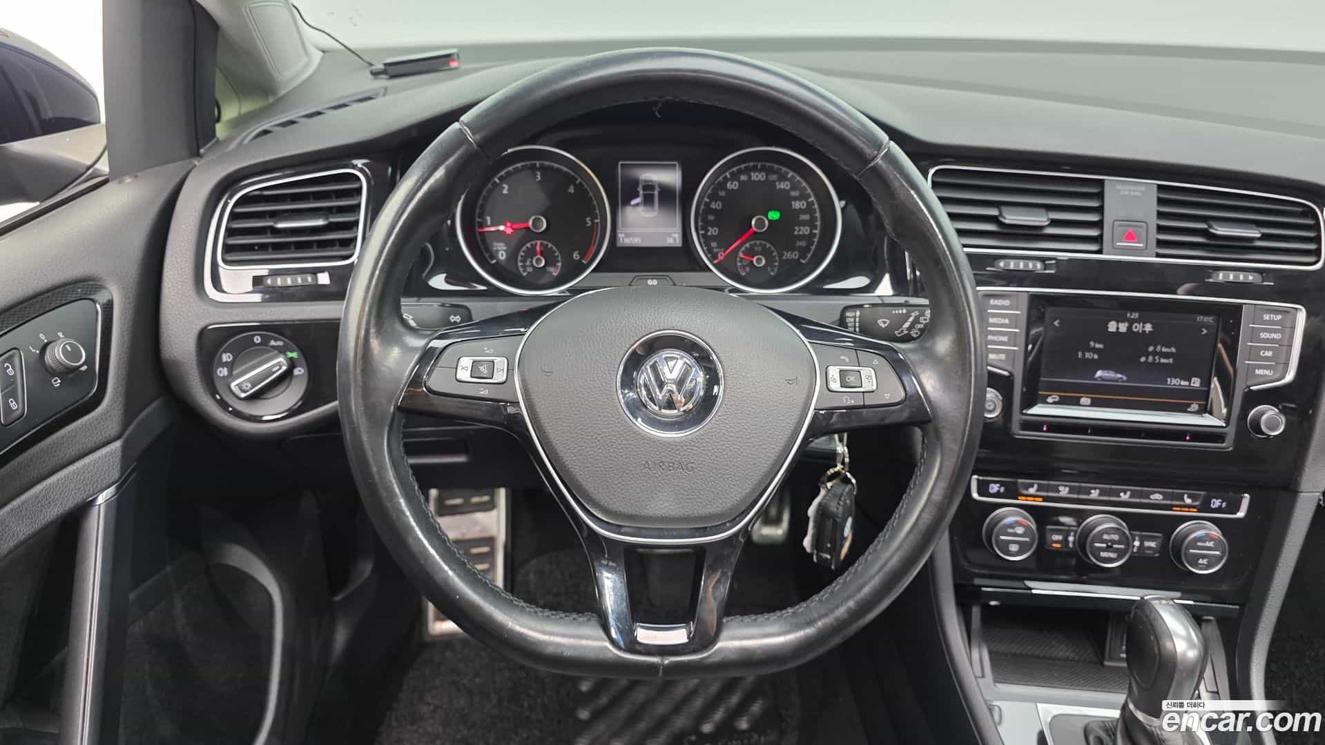 Golf Volkswagen 2014.10-OPTION-017