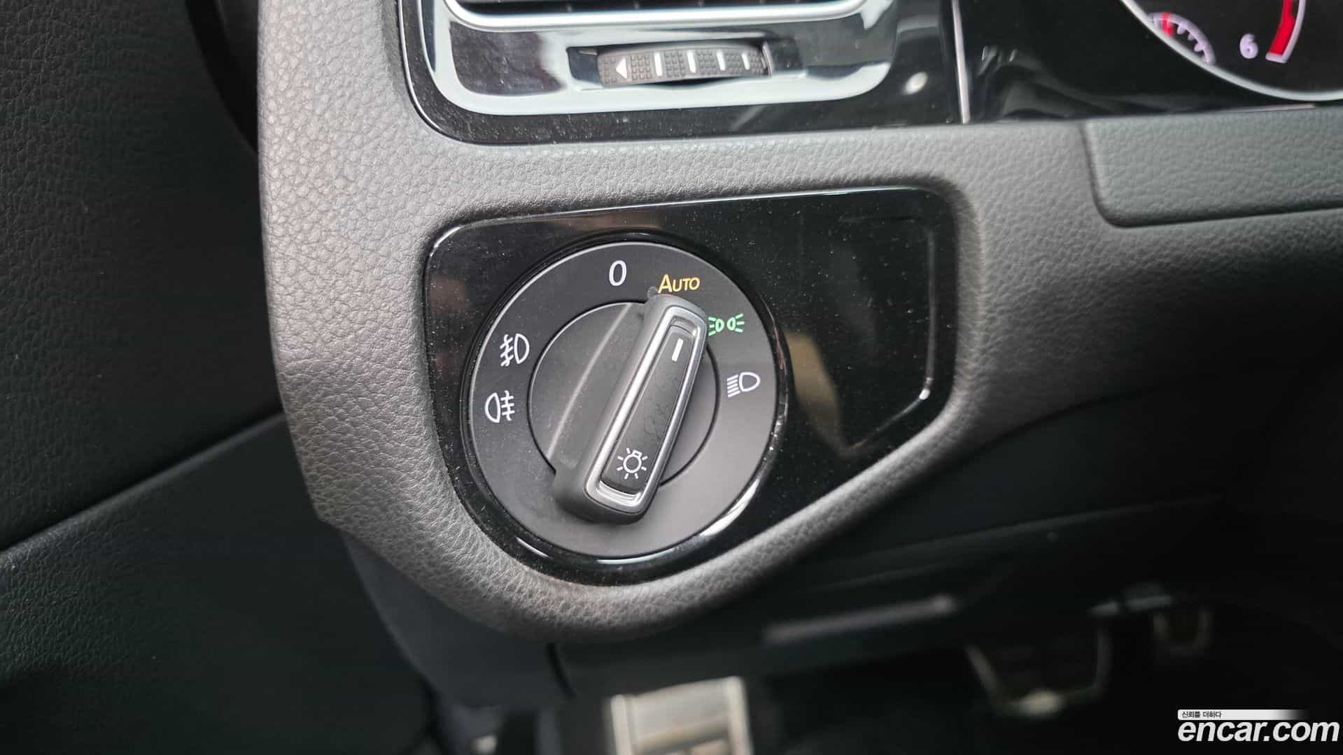 Golf Volkswagen 2014.10-OPTION-022