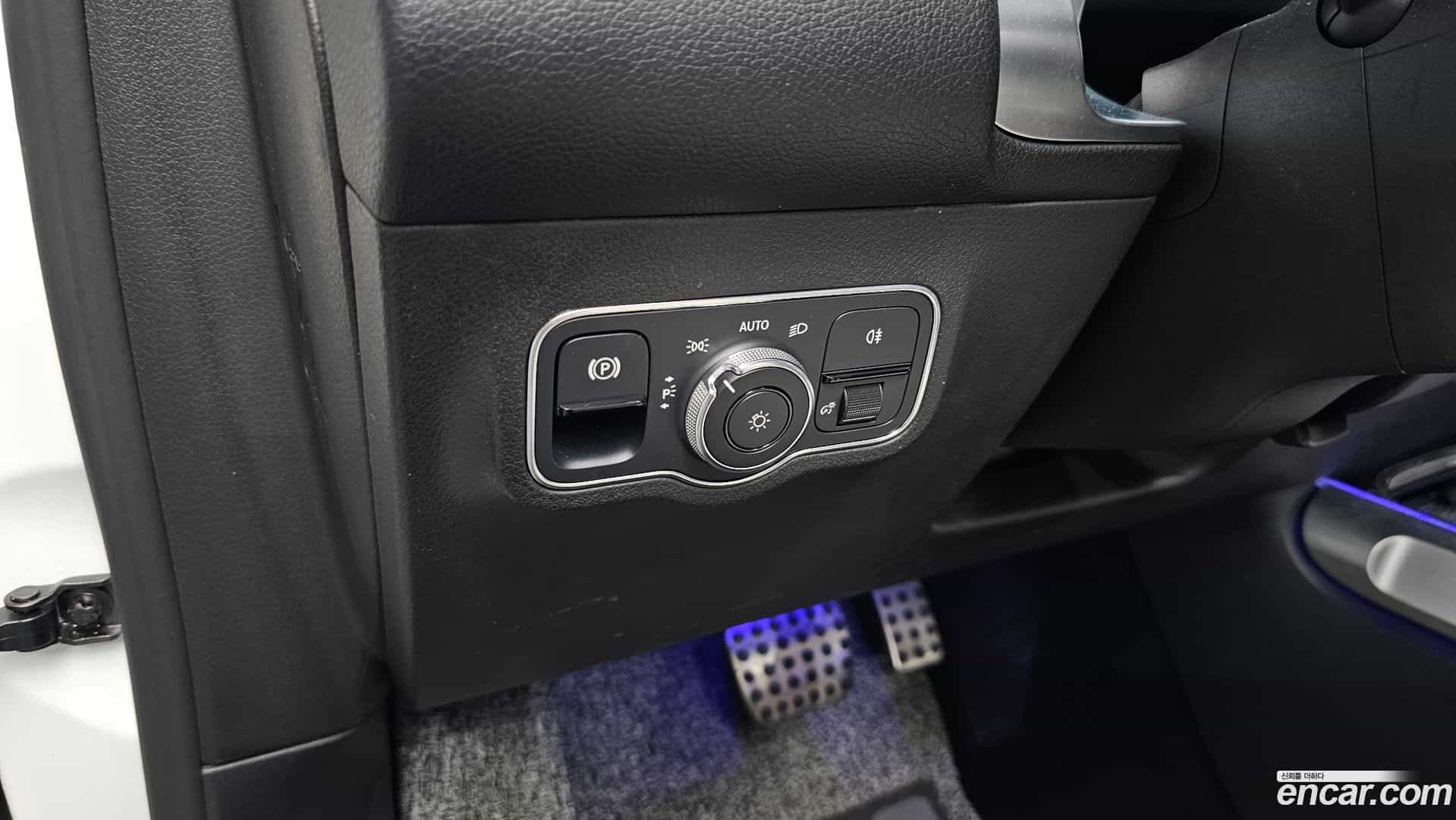 GLB-Class Mercedes-Benz 2021.1-OPTION-022