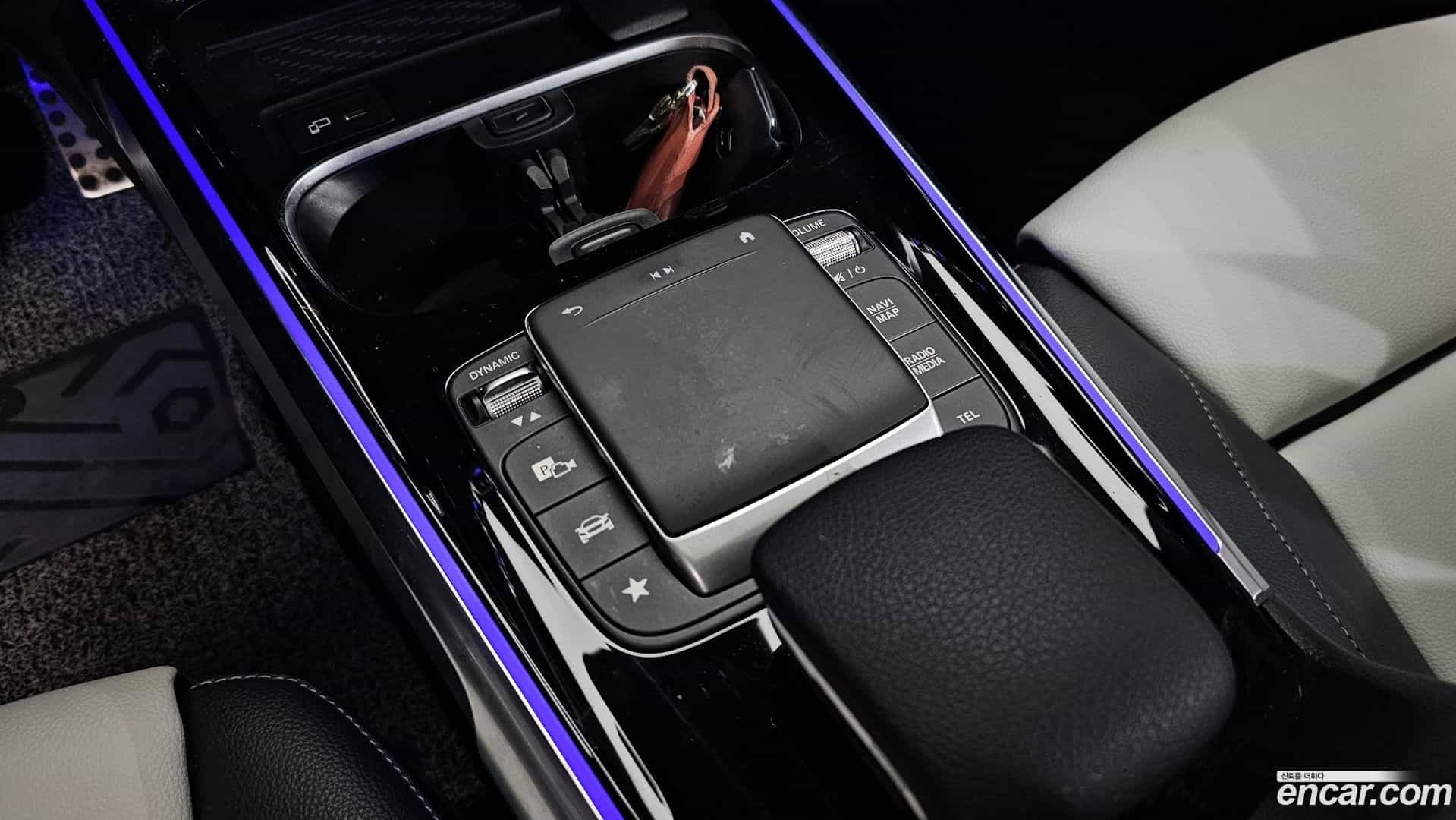 GLB-Class Mercedes-Benz 2021.1-OPTION-043
