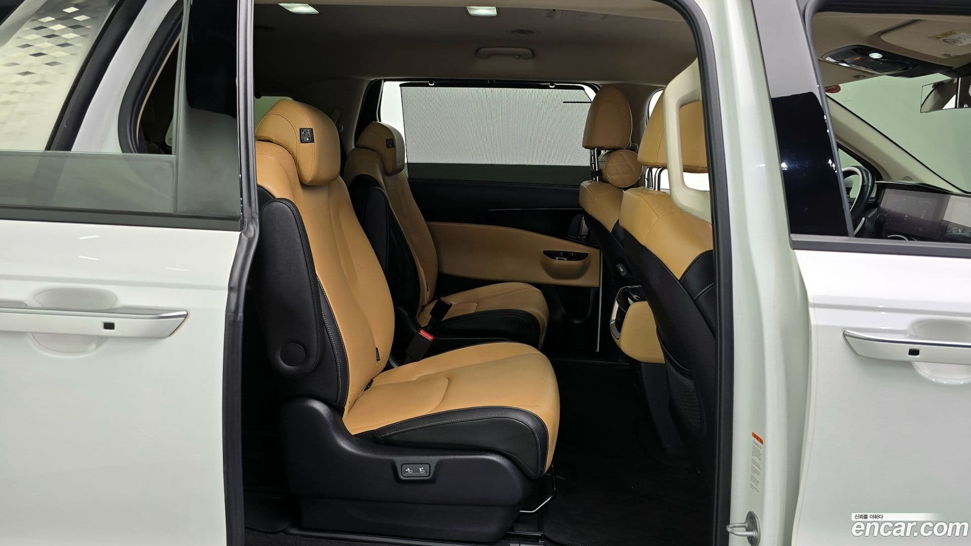 Main__Slider__Photo:Canival Kia 2021.8-11