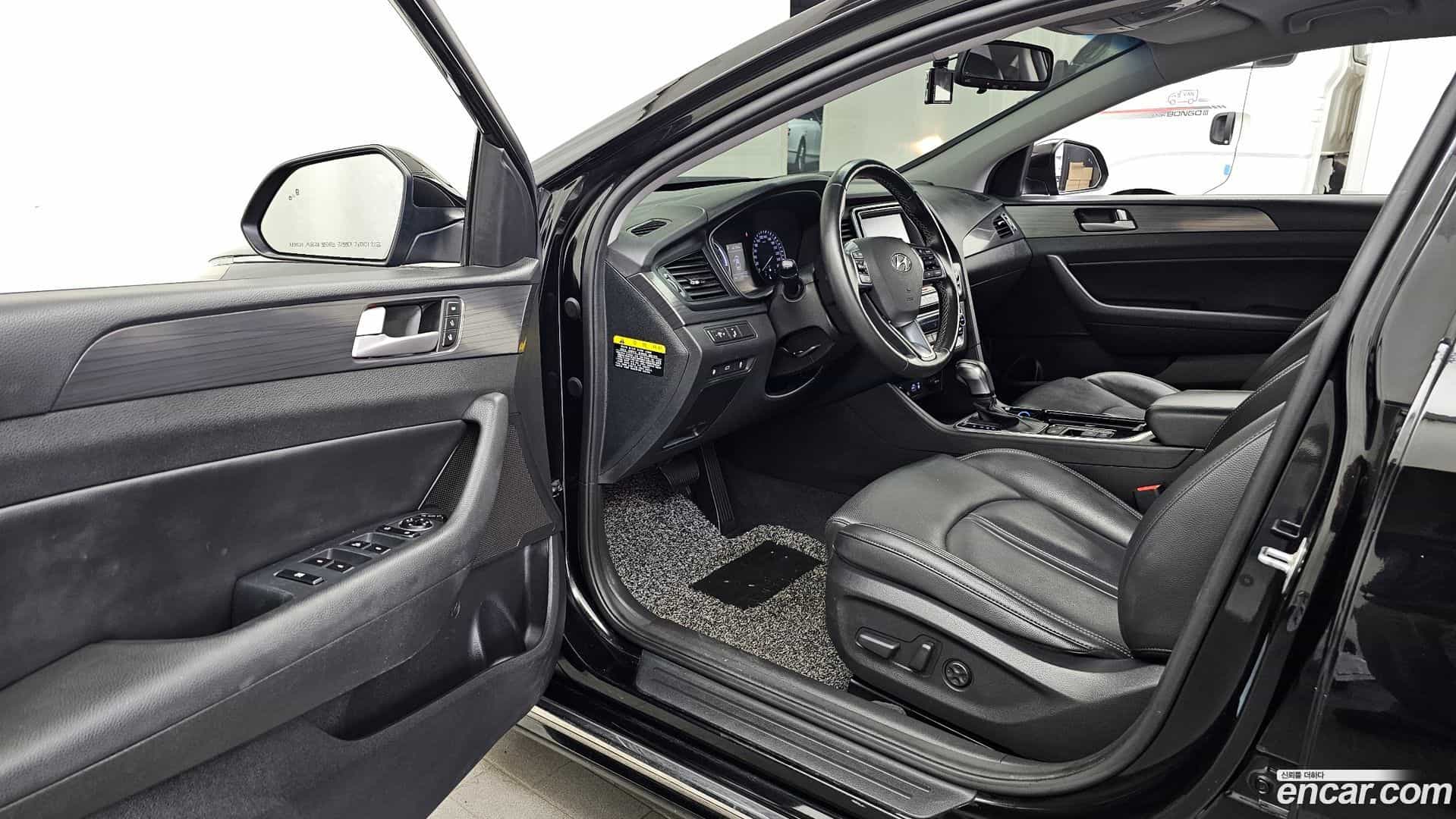 Sonata Hyundai 2017.11-INNER-010