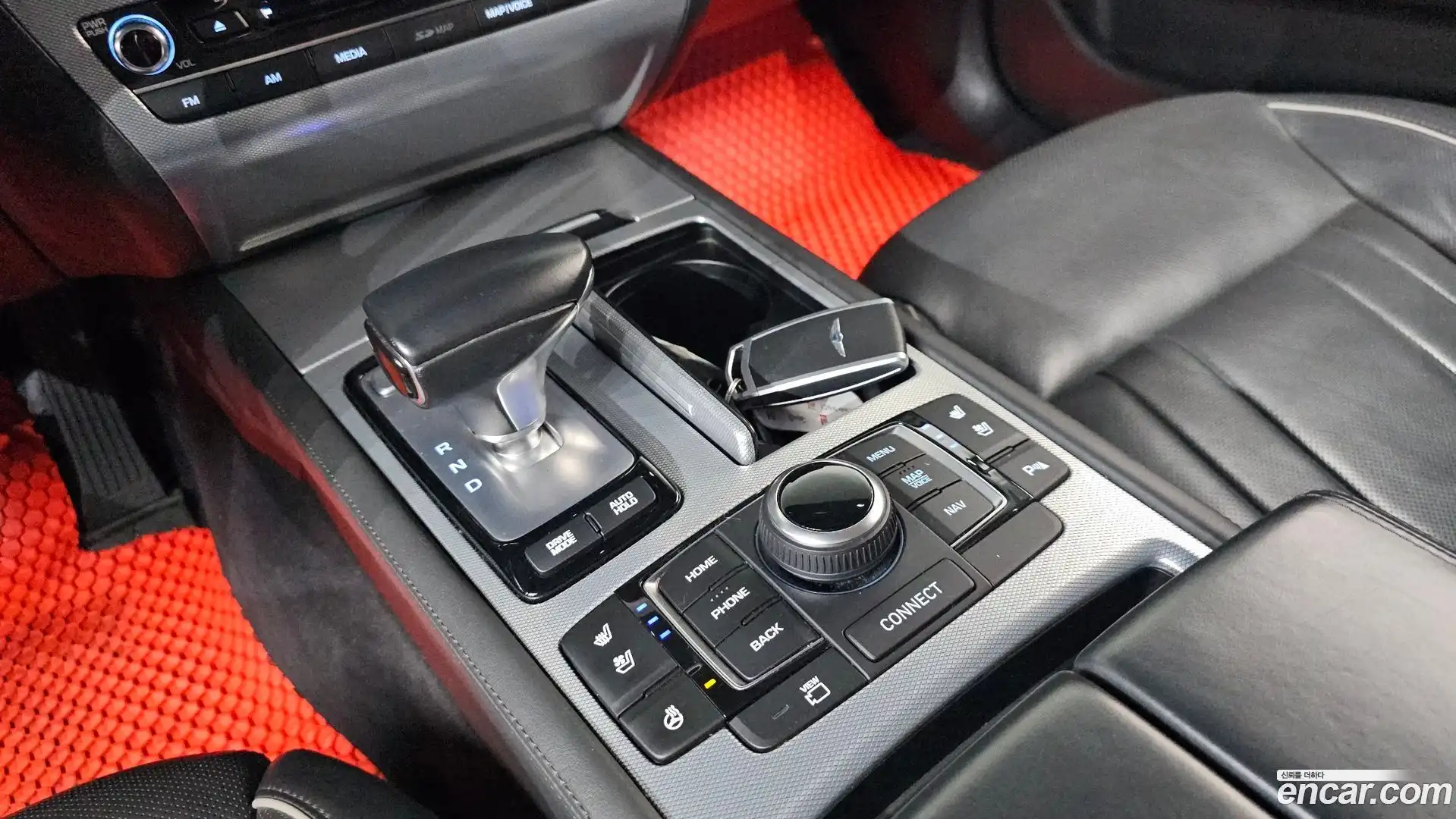 G80 Genesis 2018.1-INNER-009