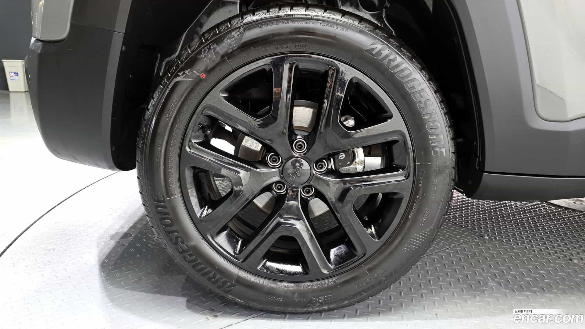 Renegade Jeep 2022.11-OUTER-005
