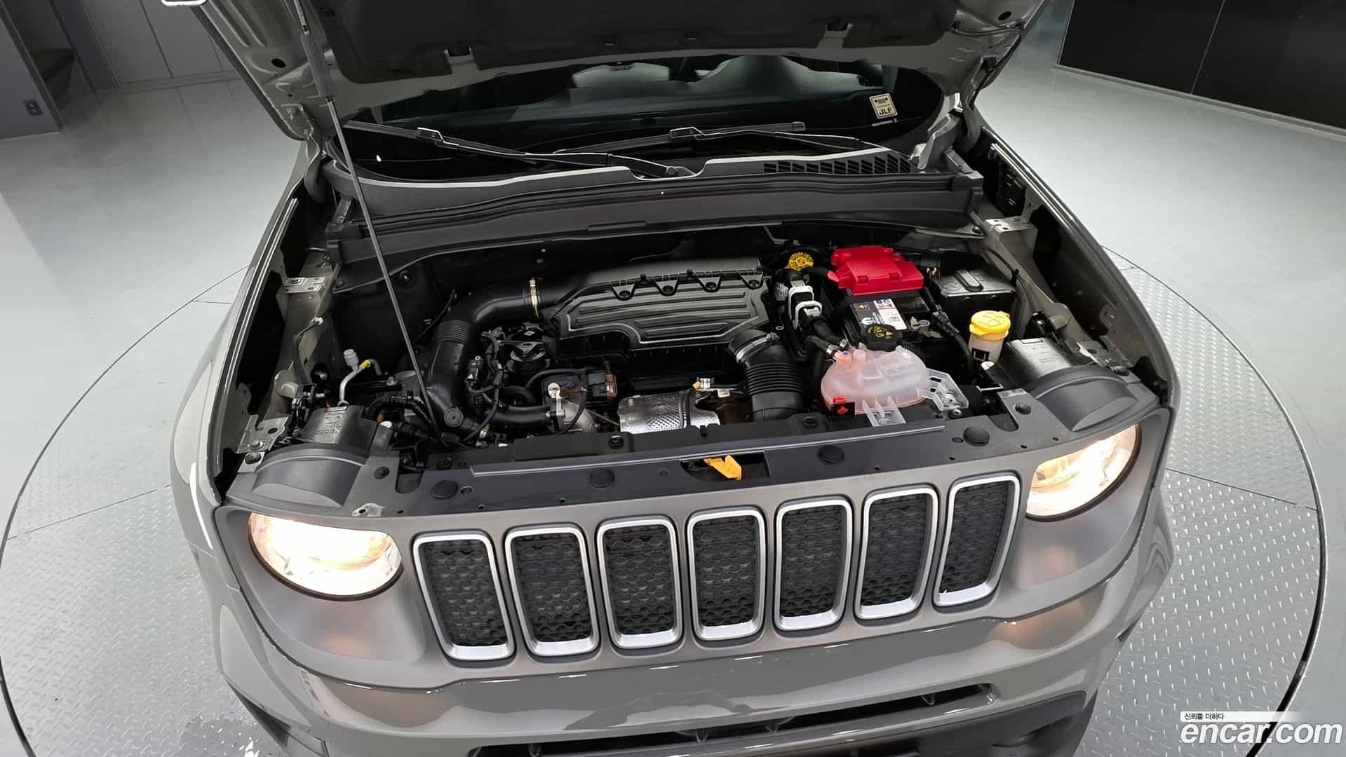 Renegade Jeep 2022.11-OUTER-006