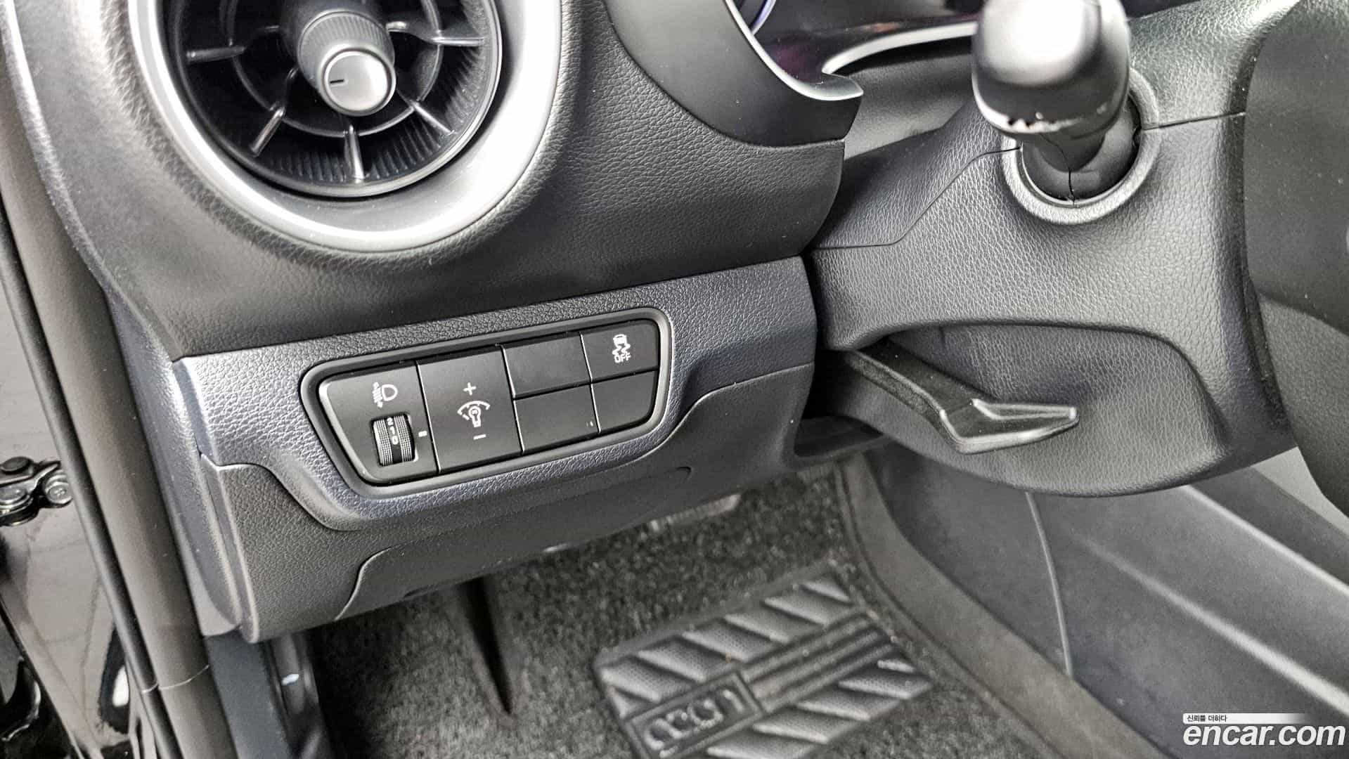 K3 Kia 2022.0-OPTION-041