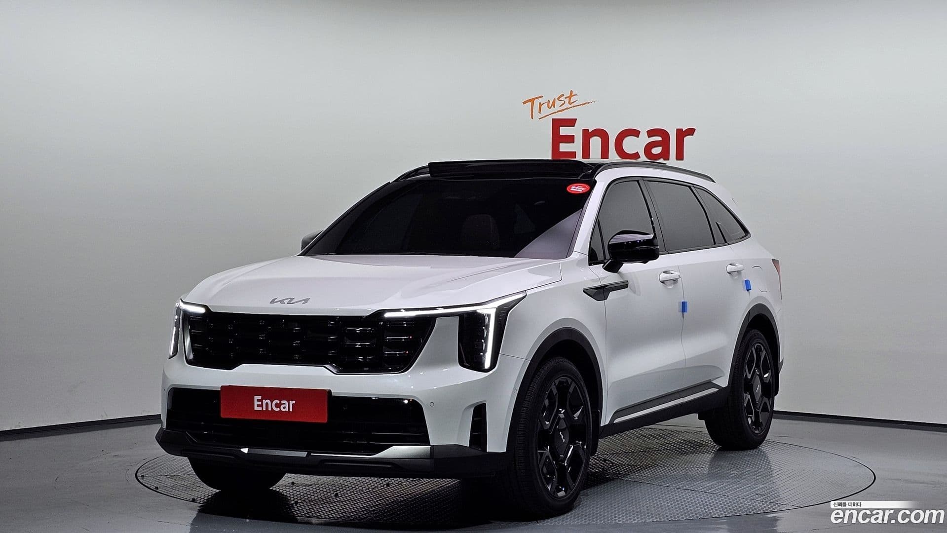 Main__Slider__Photo:Sorento Kia 2024.1-0
