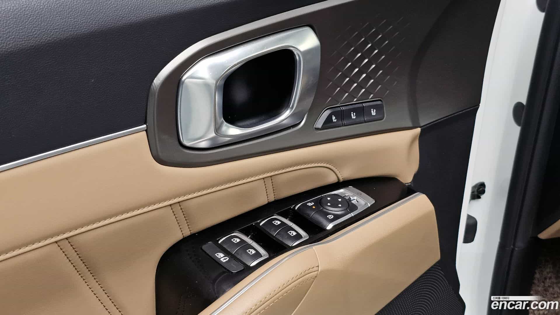 Sorento Kia 2024.1-OPTION-017