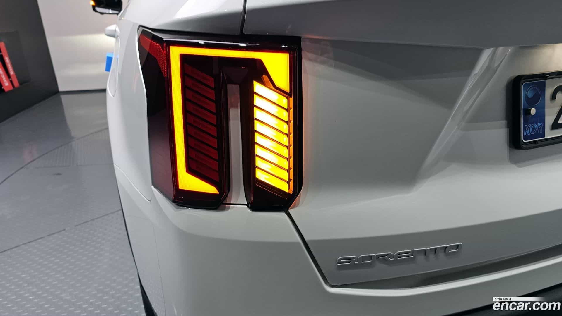 Sorento Kia 2024.1-OUTER-033